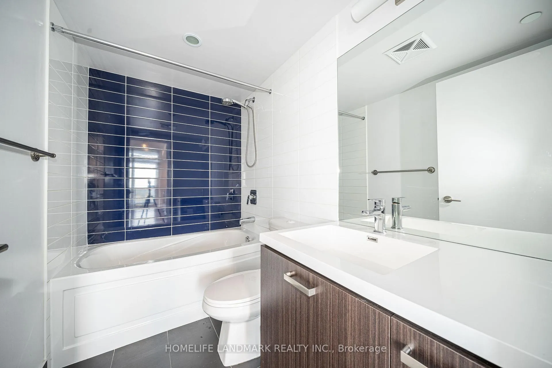 Photo 9 of Unit 2610, 125 Redpath Avenue, Toronto, Mount Pleasant West — HOMEH