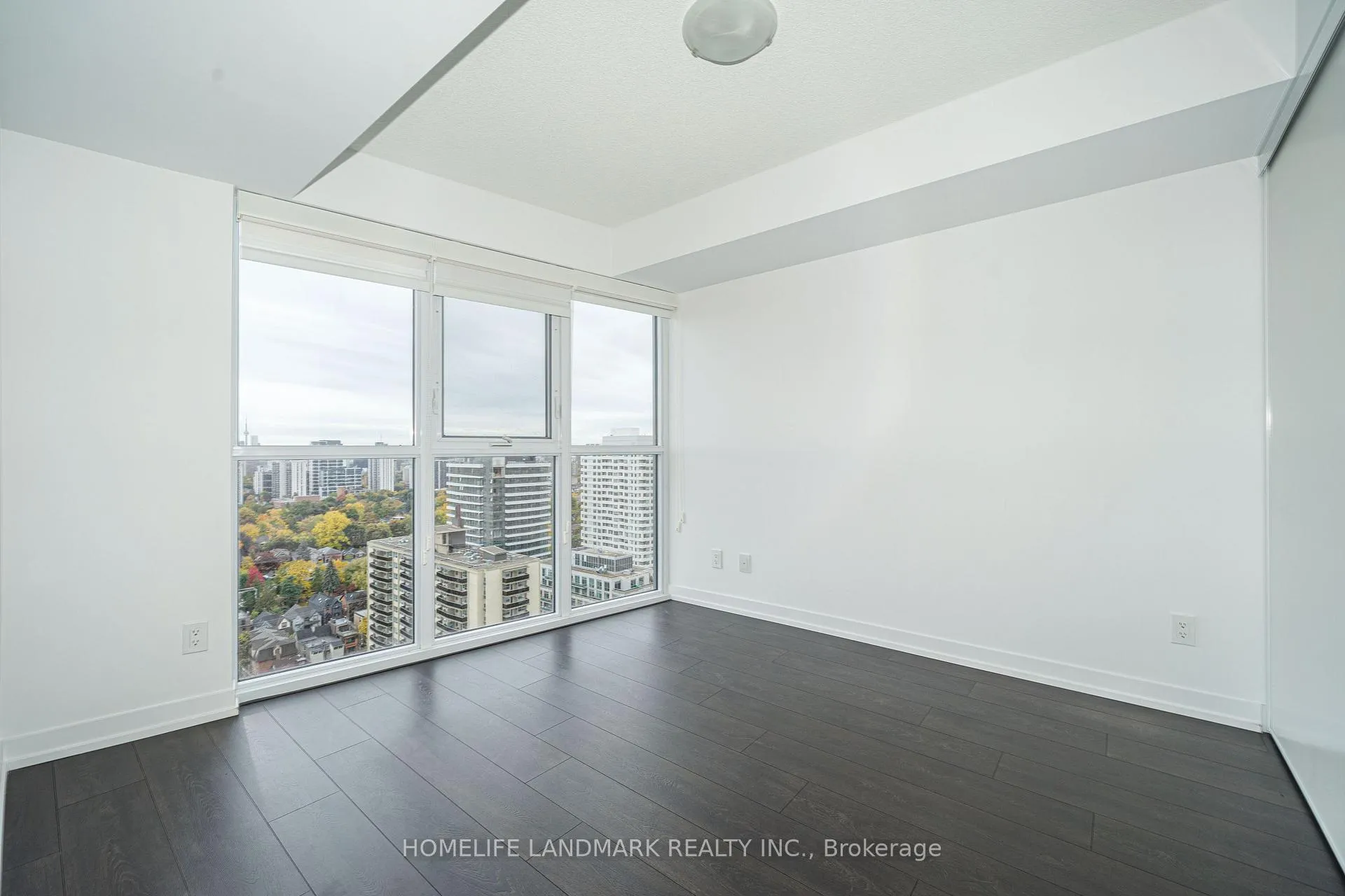 Photo 10 of Unit 2610, 125 Redpath Avenue, Toronto, Mount Pleasant West — HOMEH