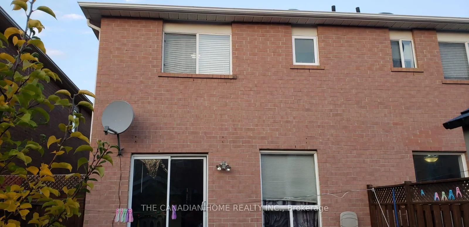 Photo 41 of 33 Baha Crescent, Brampton, Fletcher's Meadow — HOMEH