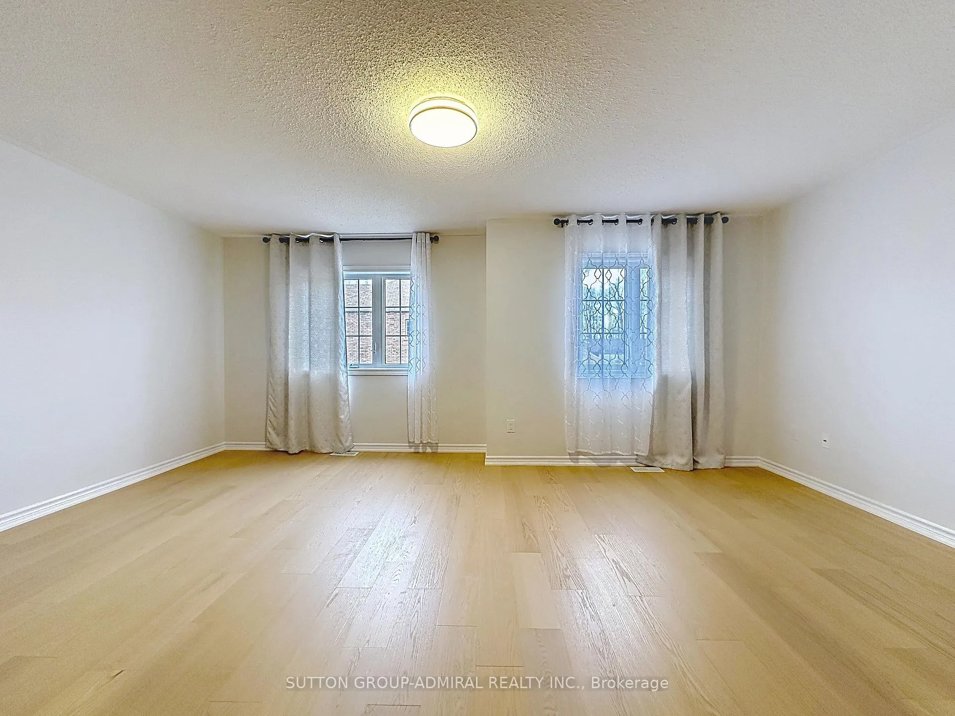 Photo 14 of Unit 14, 8777 Dufferin Street, Vaughan, Patterson — HOMEH