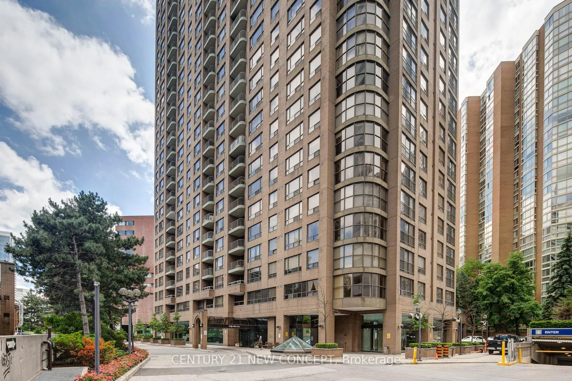 Front of Unit 2601, 100 Upper Madison Avenue