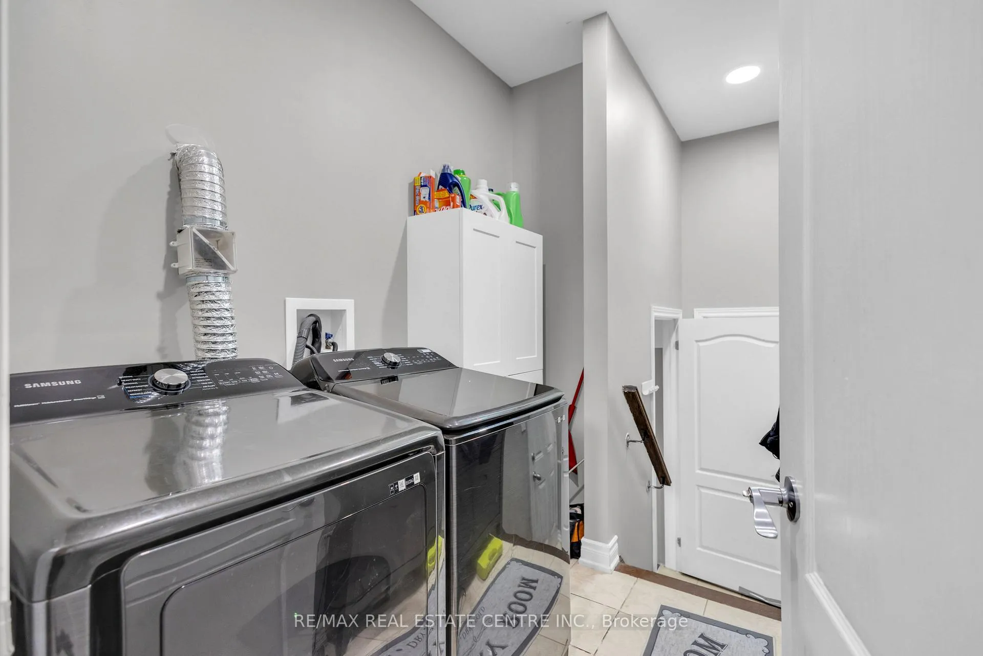 Photo 33 of 713 Halbert Drive, Shelburne — HOMEH
