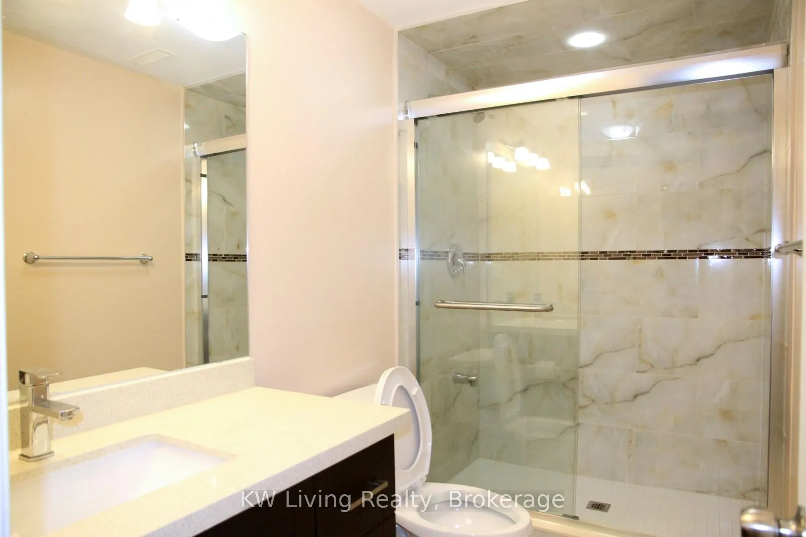 Photo 4 of Unit Bsmt, 62 Jackson Eli Way, Markham, Cedarwood — HOMEH