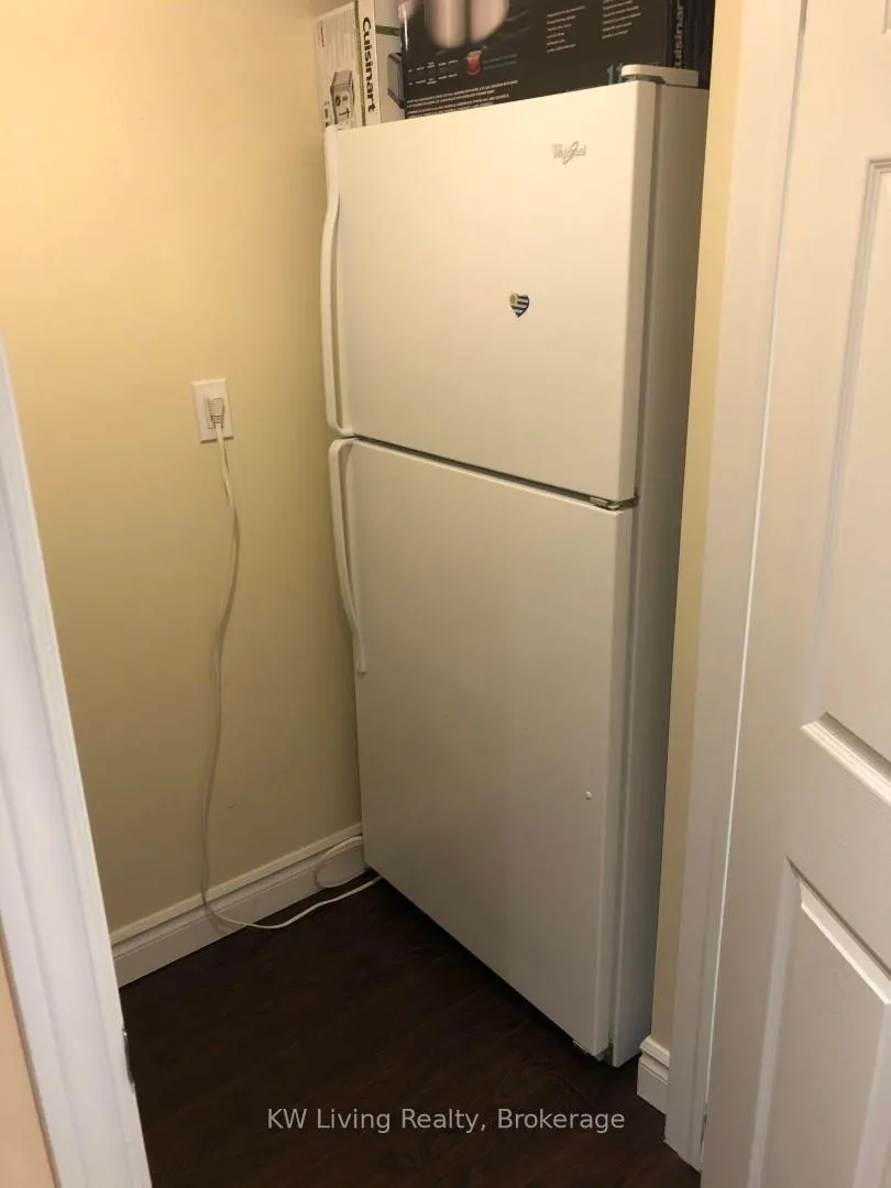 Photo 6 of Unit Bsmt, 62 Jackson Eli Way, Markham, Cedarwood — HOMEH