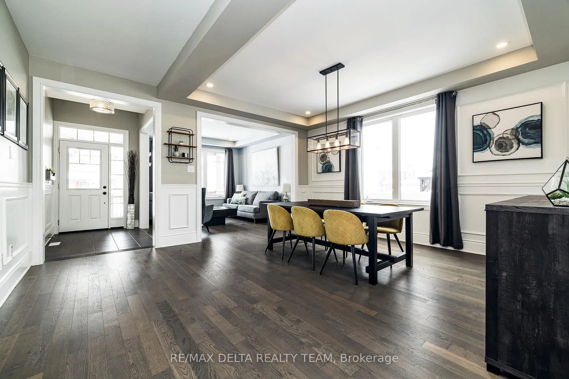 Photo 7 of 199 Bartonia Circle, Ottawa, Avalon West — HOMEH