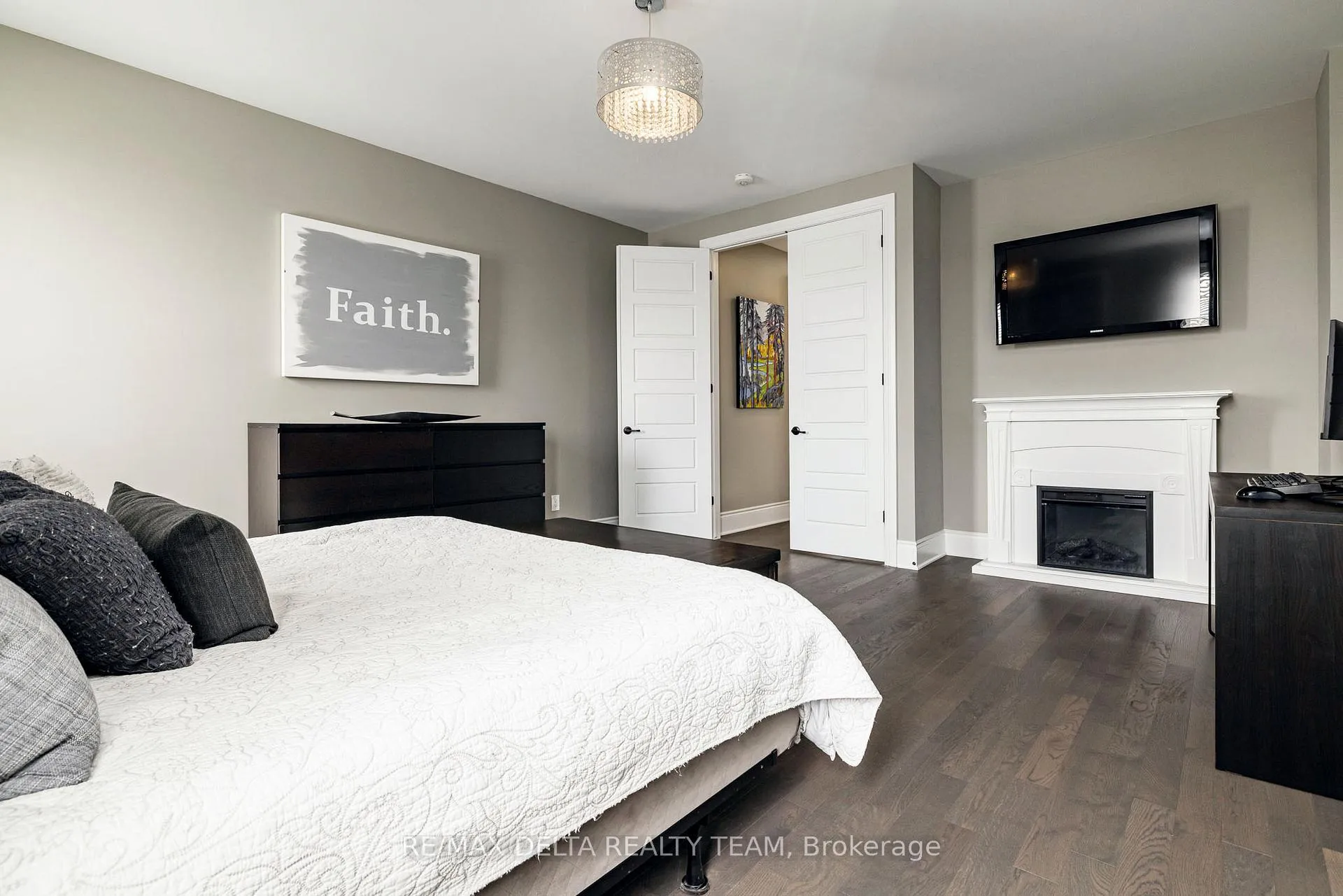 Photo 24 of 199 Bartonia Circle, Ottawa, Avalon West — HOMEH