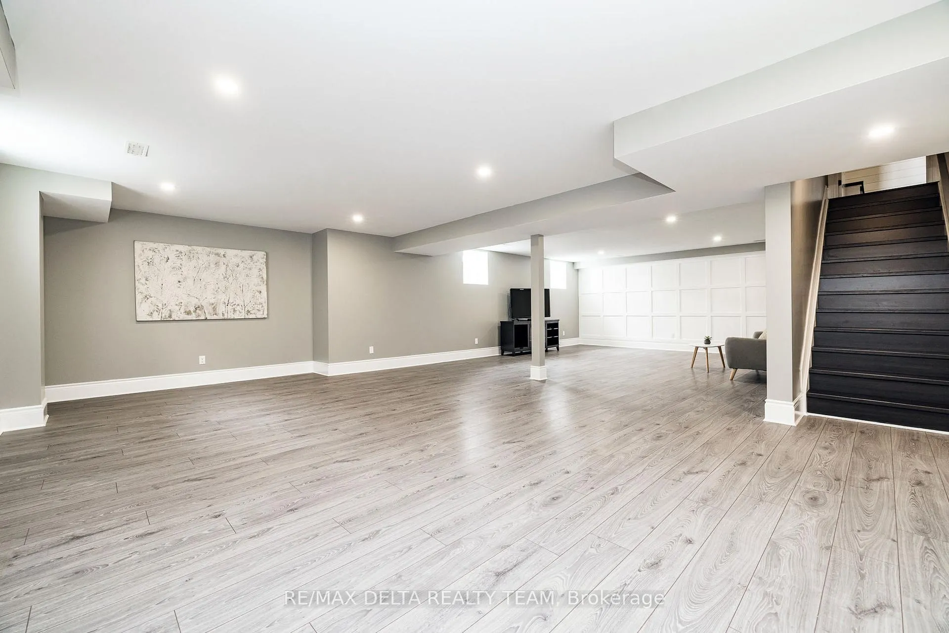 Photo 34 of 199 Bartonia Circle, Ottawa, Avalon West — HOMEH