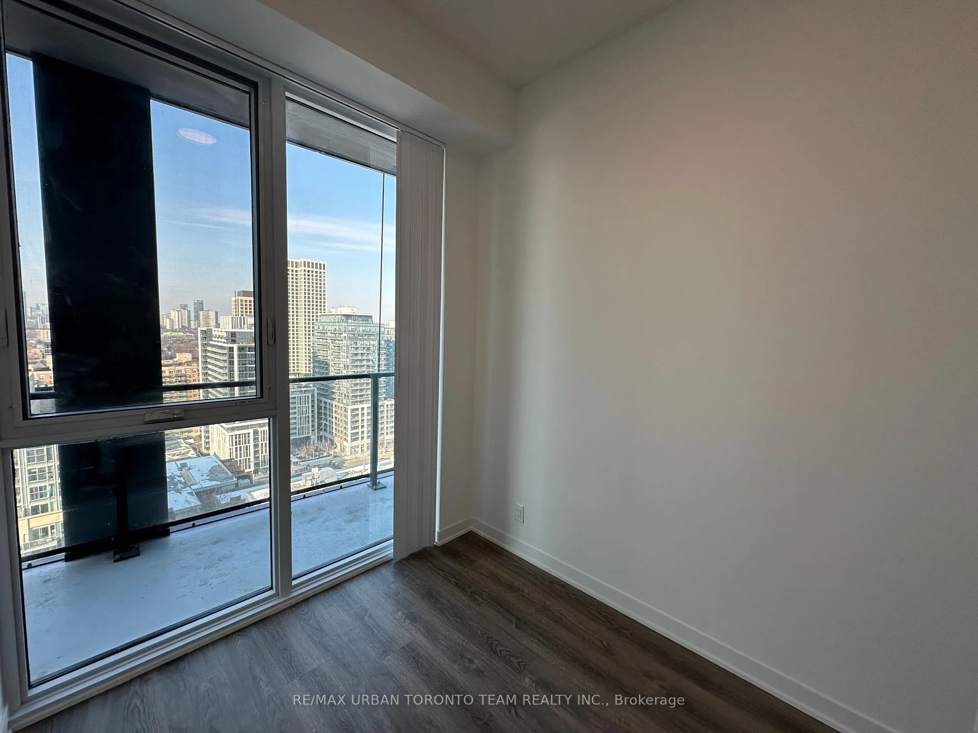 Photo 6 of Unit 2502, 180 Front Street E, Toronto, Moss Park — HOMEH
