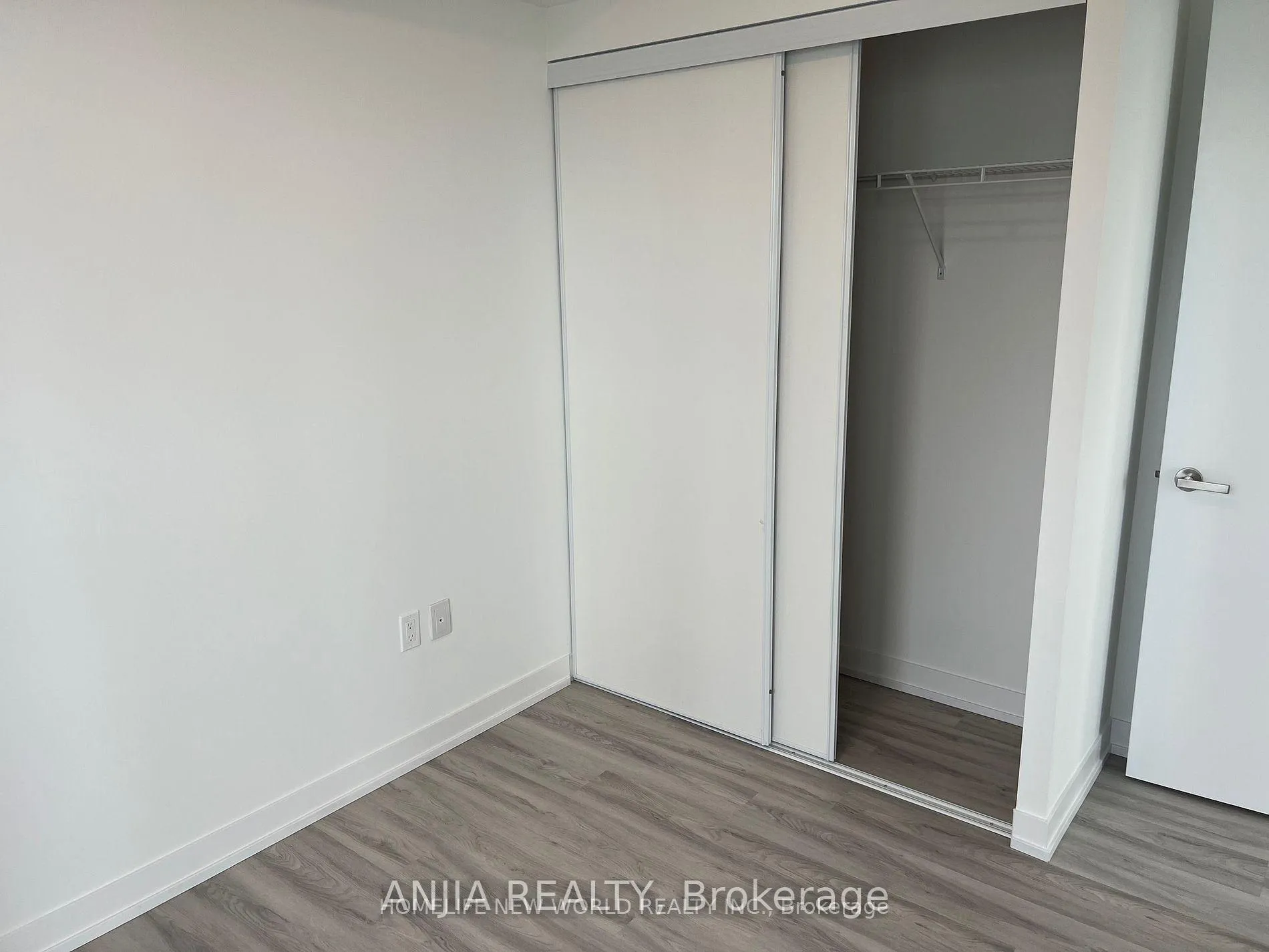 Photo 17 of Unit 4211, 55 Cooper Street, Toronto, Waterfront Communities — HOMEH