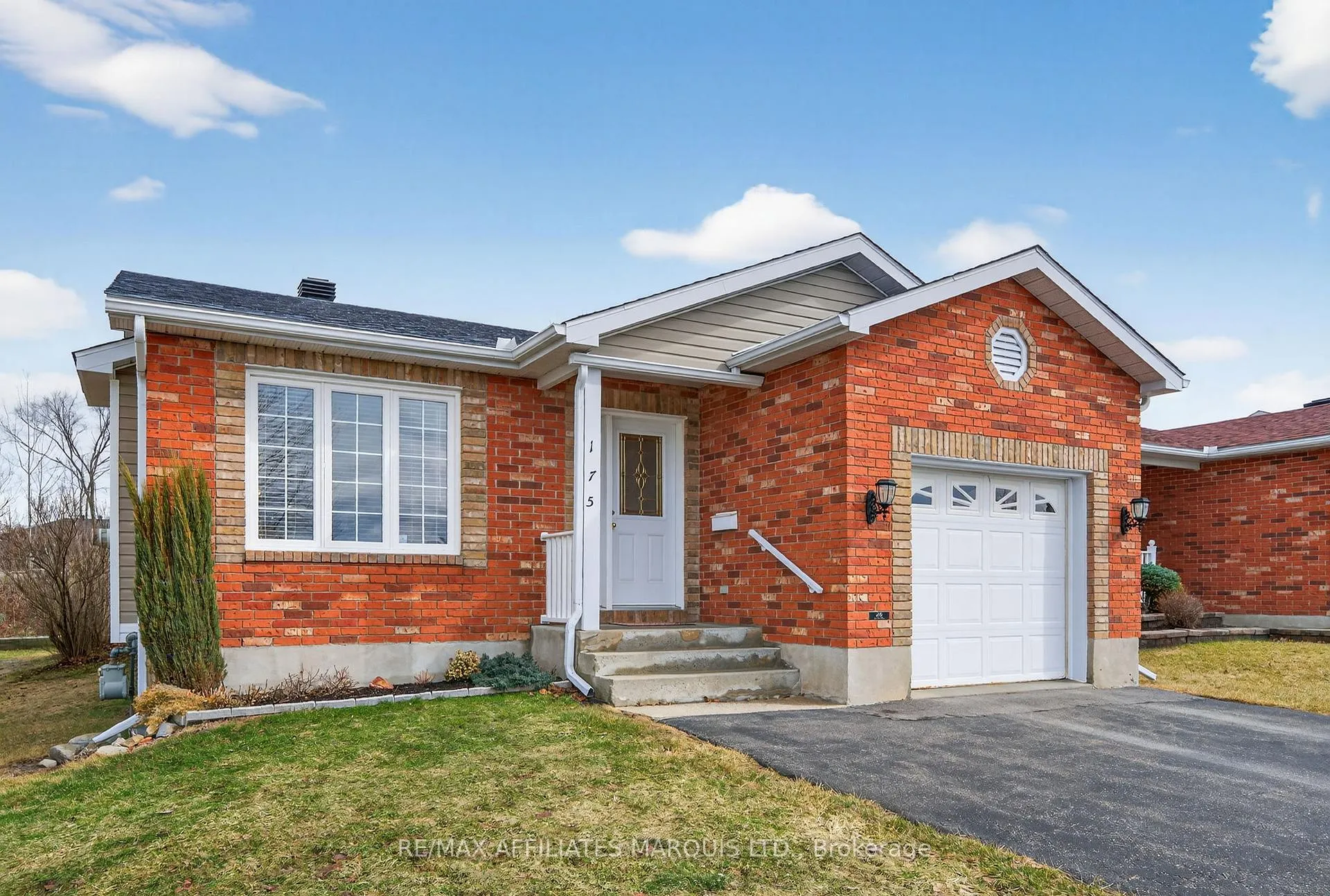 Photo 3 of 175 Hemlock Crescent, Cornwall — HOMEH