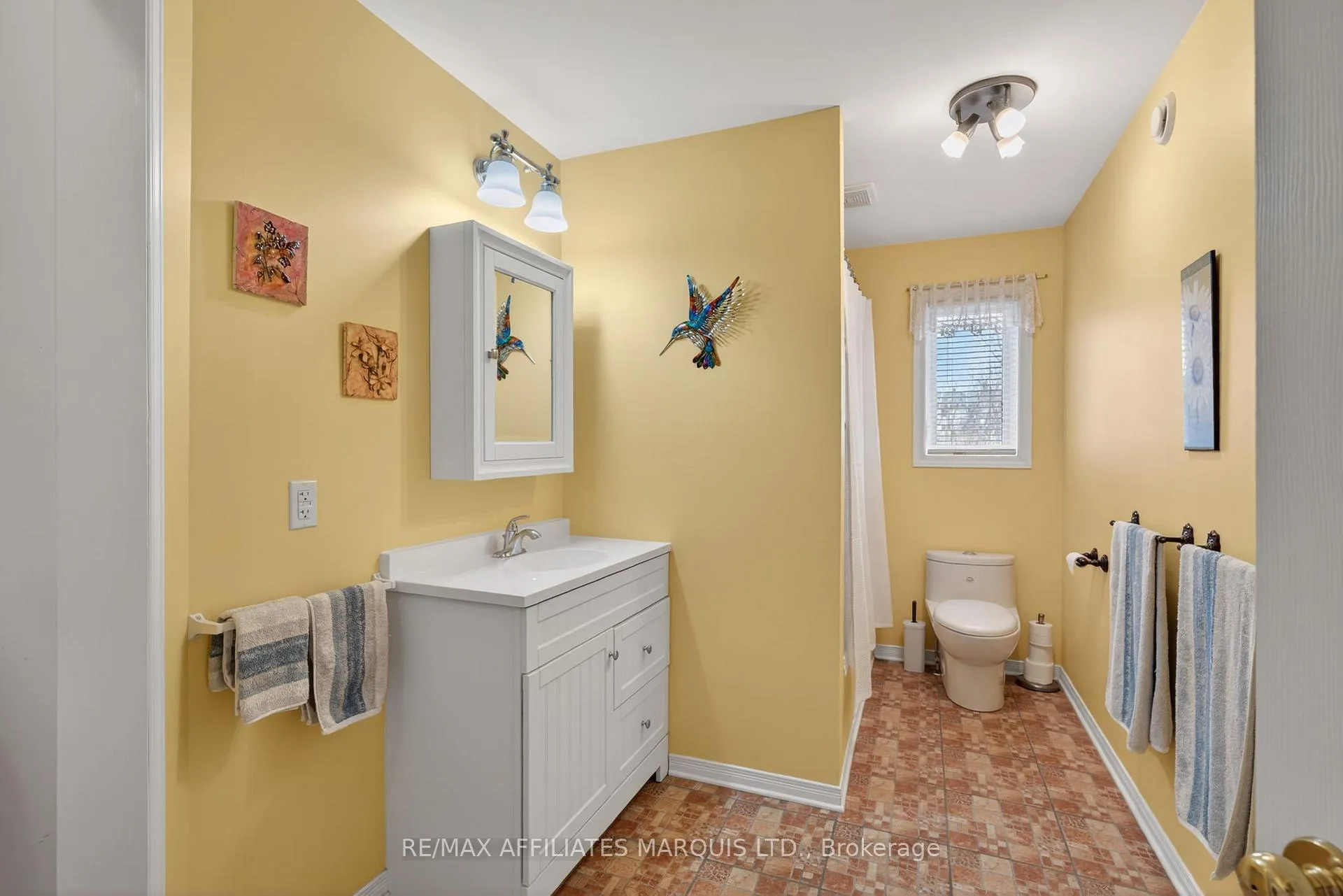 Photo 16 of 175 Hemlock Crescent, Cornwall — HOMEH