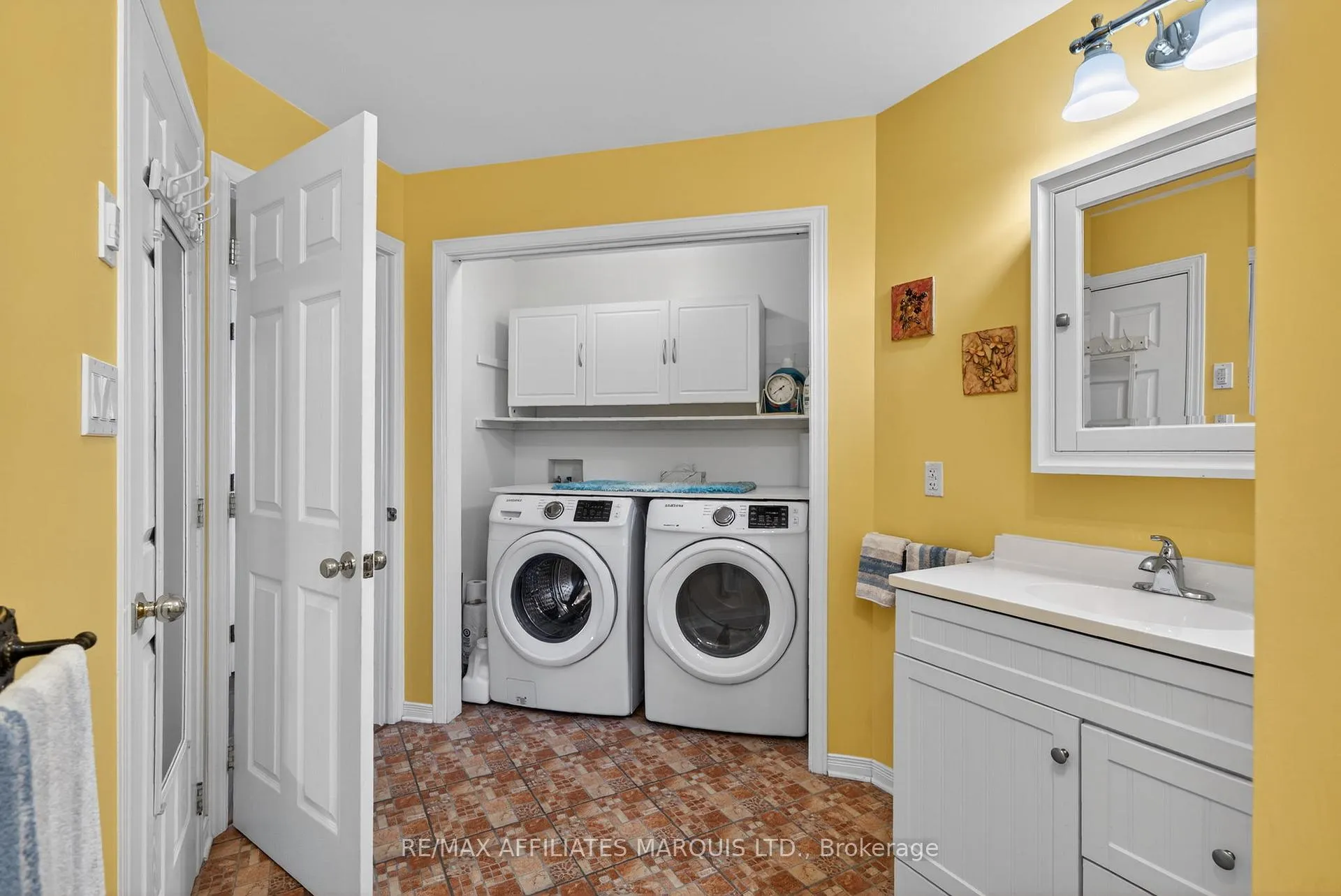Photo 17 of 175 Hemlock Crescent, Cornwall — HOMEH
