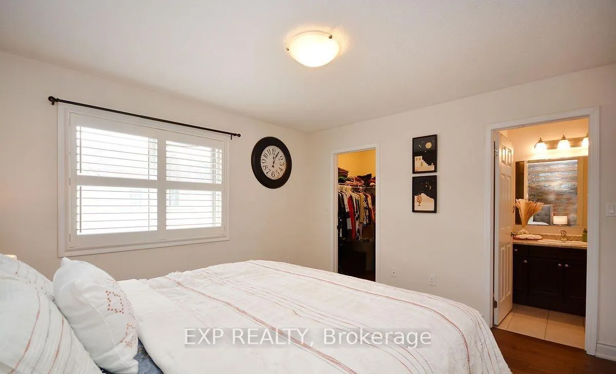 Photo 31 of 13 Colonel Frank Ching Crescent, Brampton, Fletcher's West — HOMEH