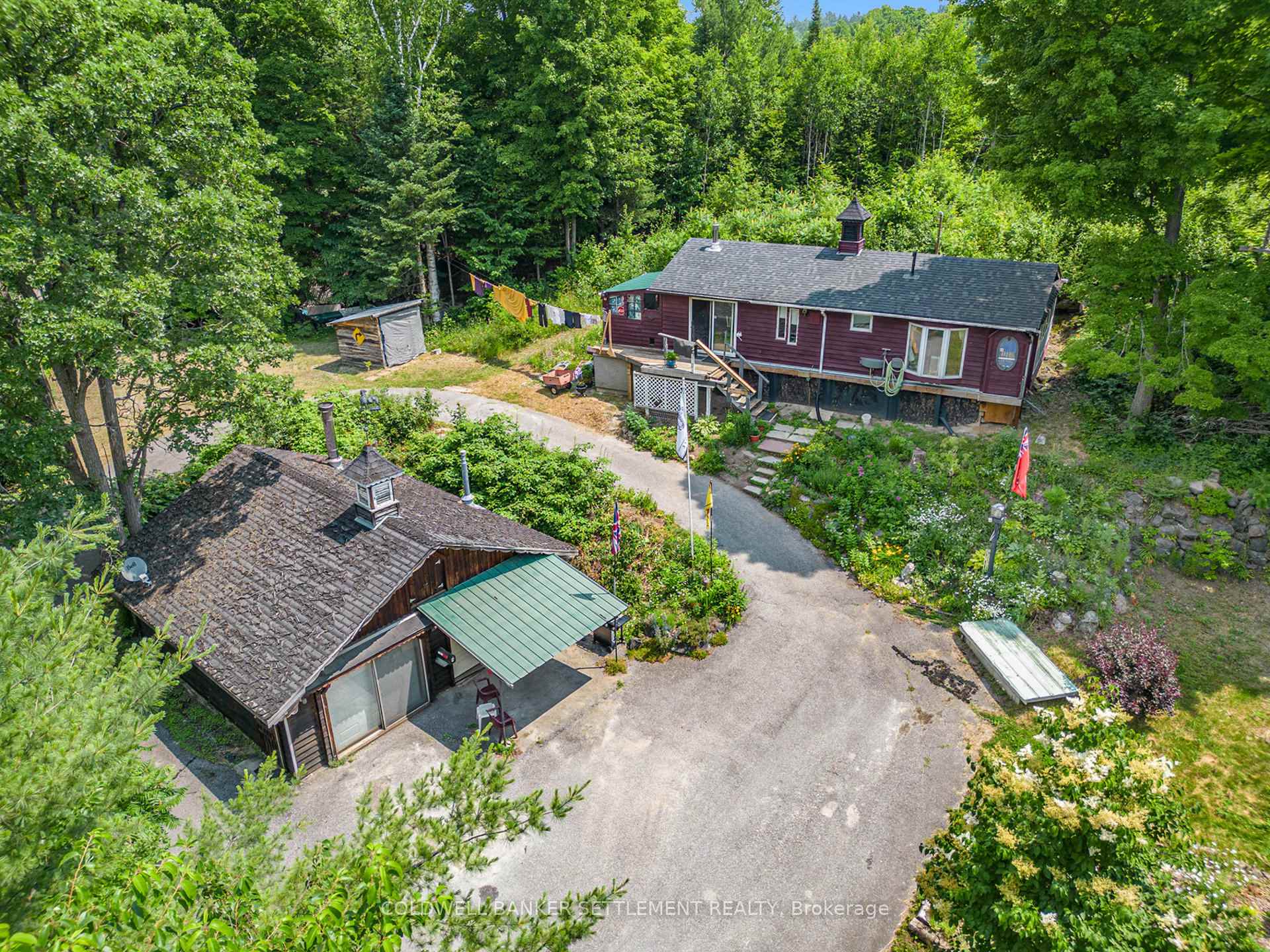 Photo 2 of 2152 Black Creek Road, Lanark Highlands, Lanark Highlands (Lavant) Twp — HOMEH