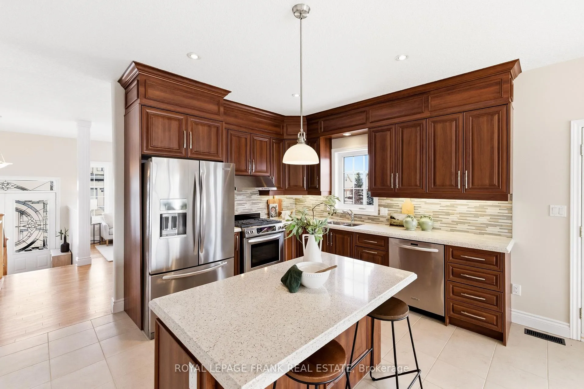 Photo 8 of 51 Nathan Avenue, Whitby, Brooklin — HOMEH