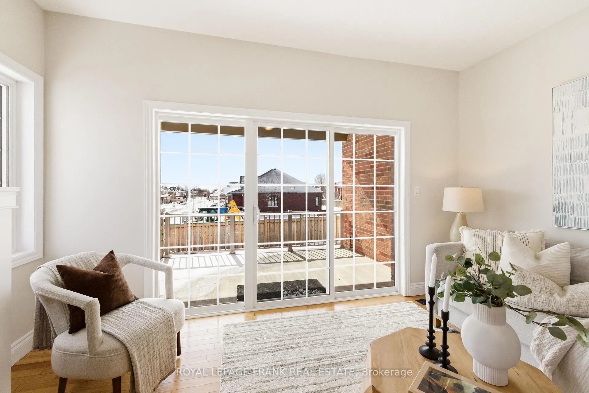 Photo 13 of 51 Nathan Avenue, Whitby, Brooklin — HOMEH