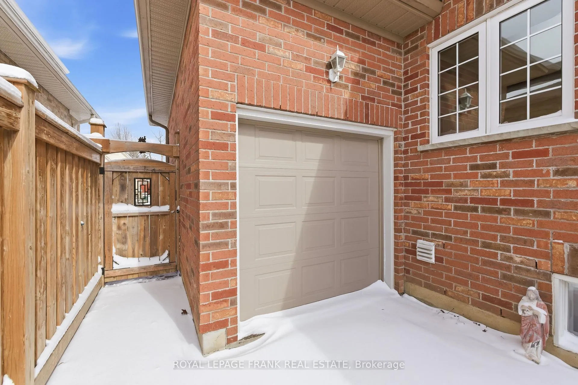 Photo 45 of 51 Nathan Avenue, Whitby, Brooklin — HOMEH