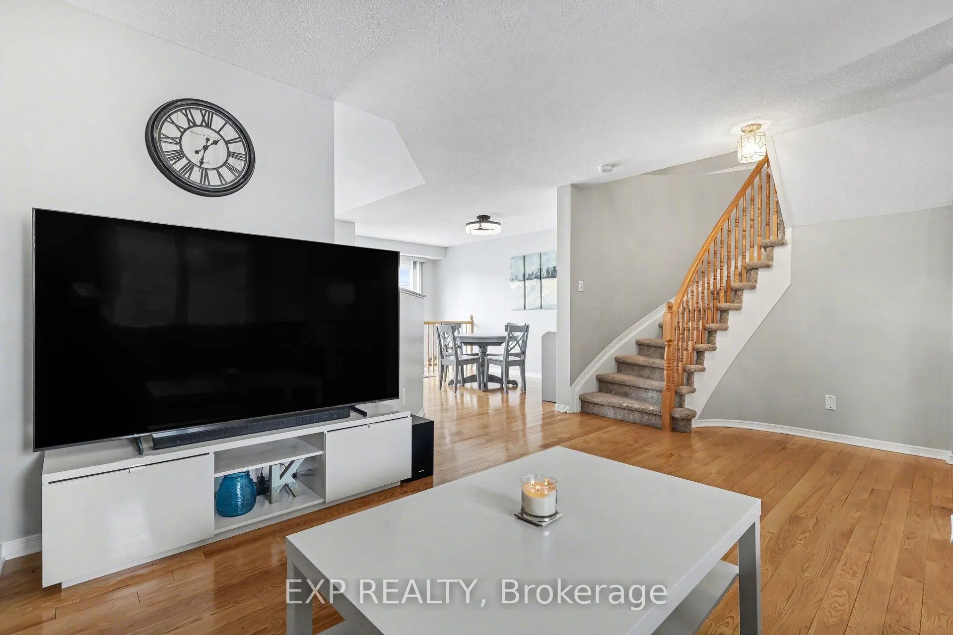 Photo 9 of 1513 Demeter Street, Ottawa, Fallingbrook/Gardenway South — HOMEH