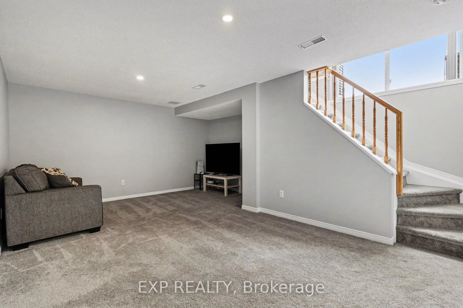 Photo 29 of 1513 Demeter Street, Ottawa, Fallingbrook/Gardenway South — HOMEH