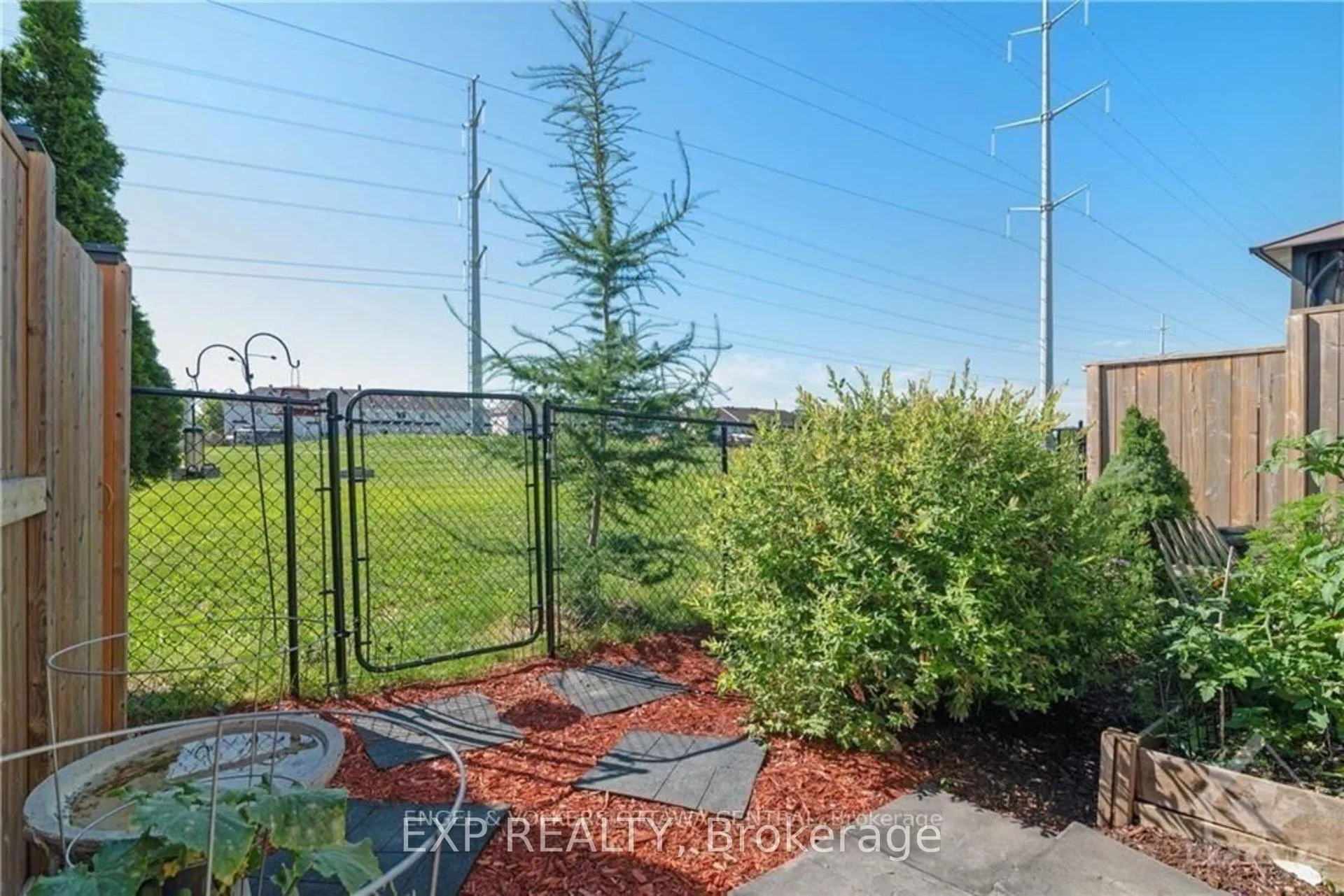 Photo 37 of 1513 Demeter Street, Ottawa, Fallingbrook/Gardenway South — HOMEH
