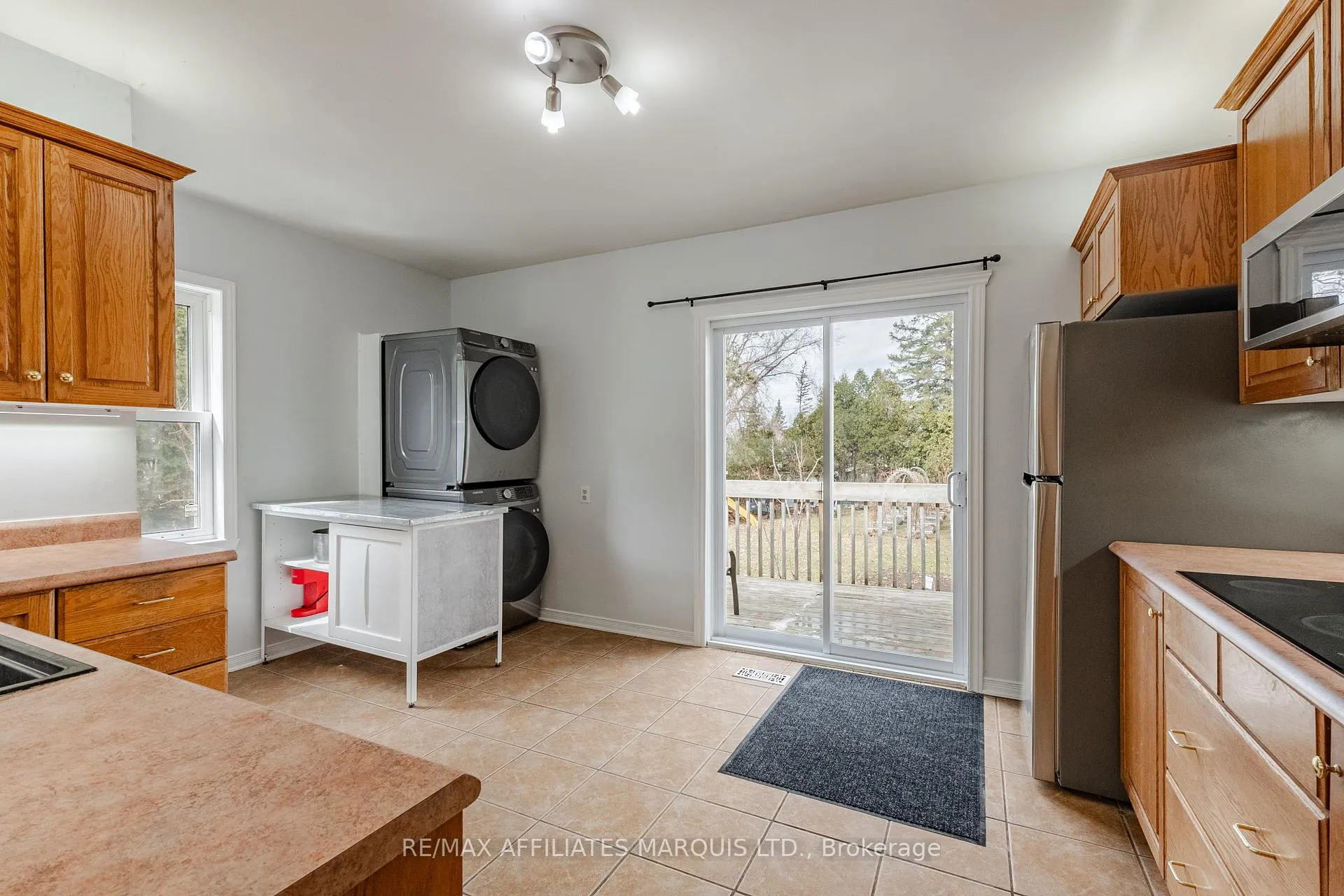 Photo 5 of 323 8th Street E, Cornwall — HOMEH