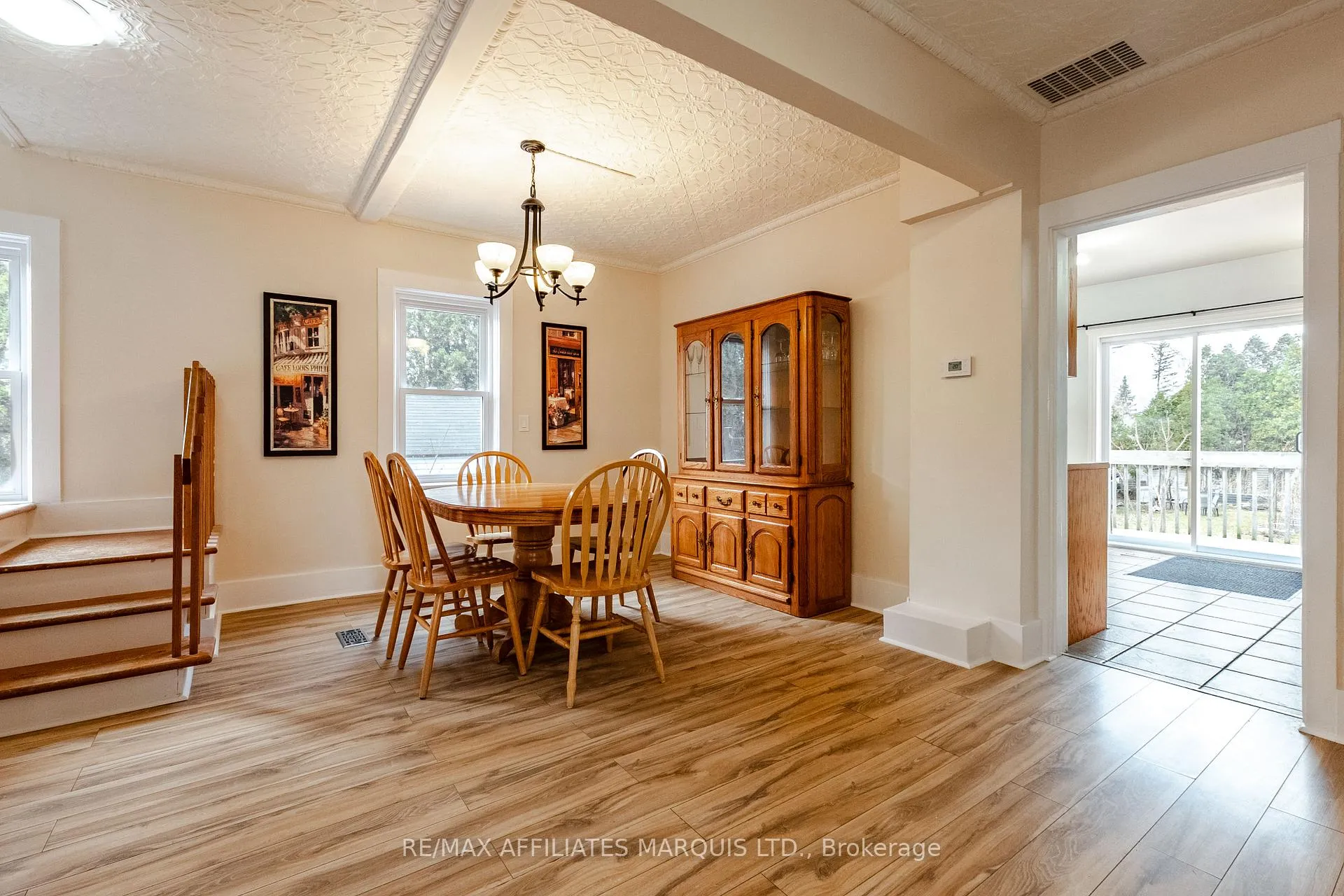 Photo 8 of 323 8th Street E, Cornwall — HOMEH