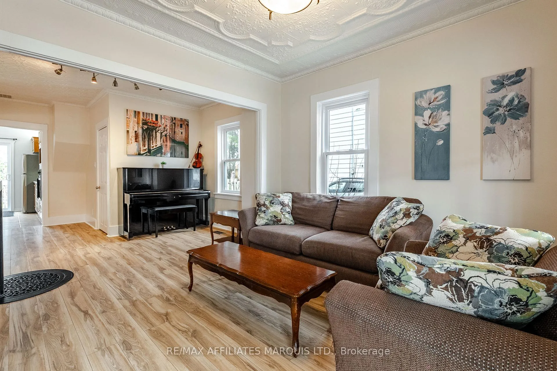 Photo 10 of 323 8th Street E, Cornwall — HOMEH