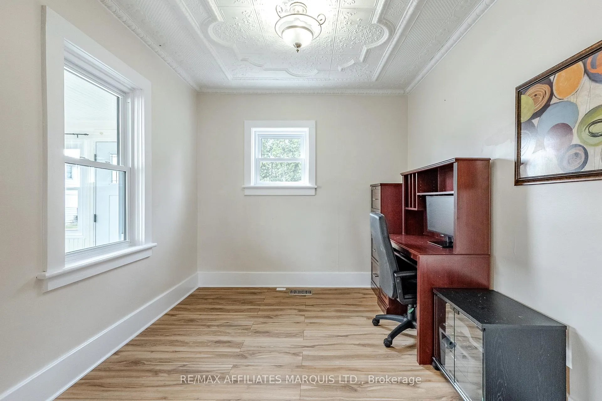 Photo 14 of 323 8th Street E, Cornwall — HOMEH
