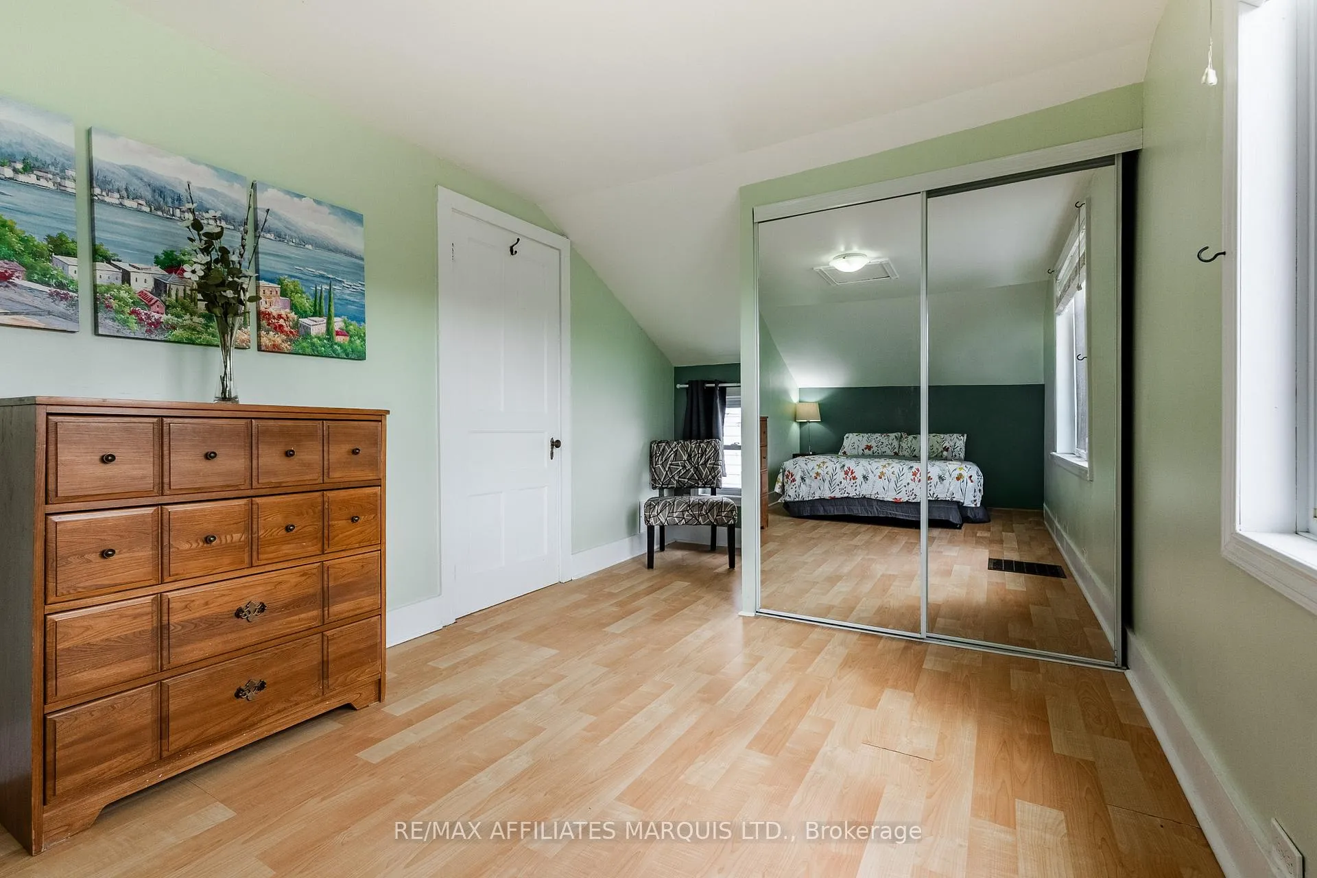 Photo 17 of 323 8th Street E, Cornwall — HOMEH