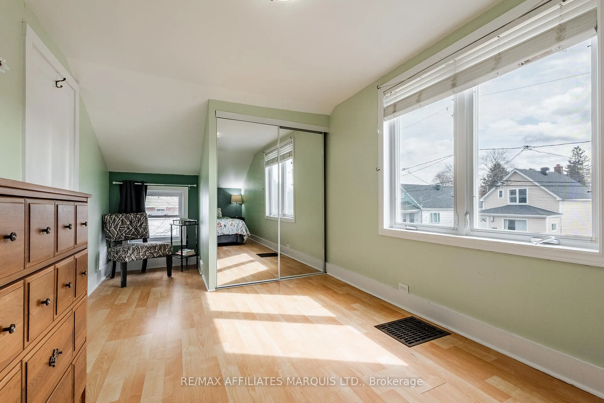 Photo 18 of 323 8th Street E, Cornwall — HOMEH