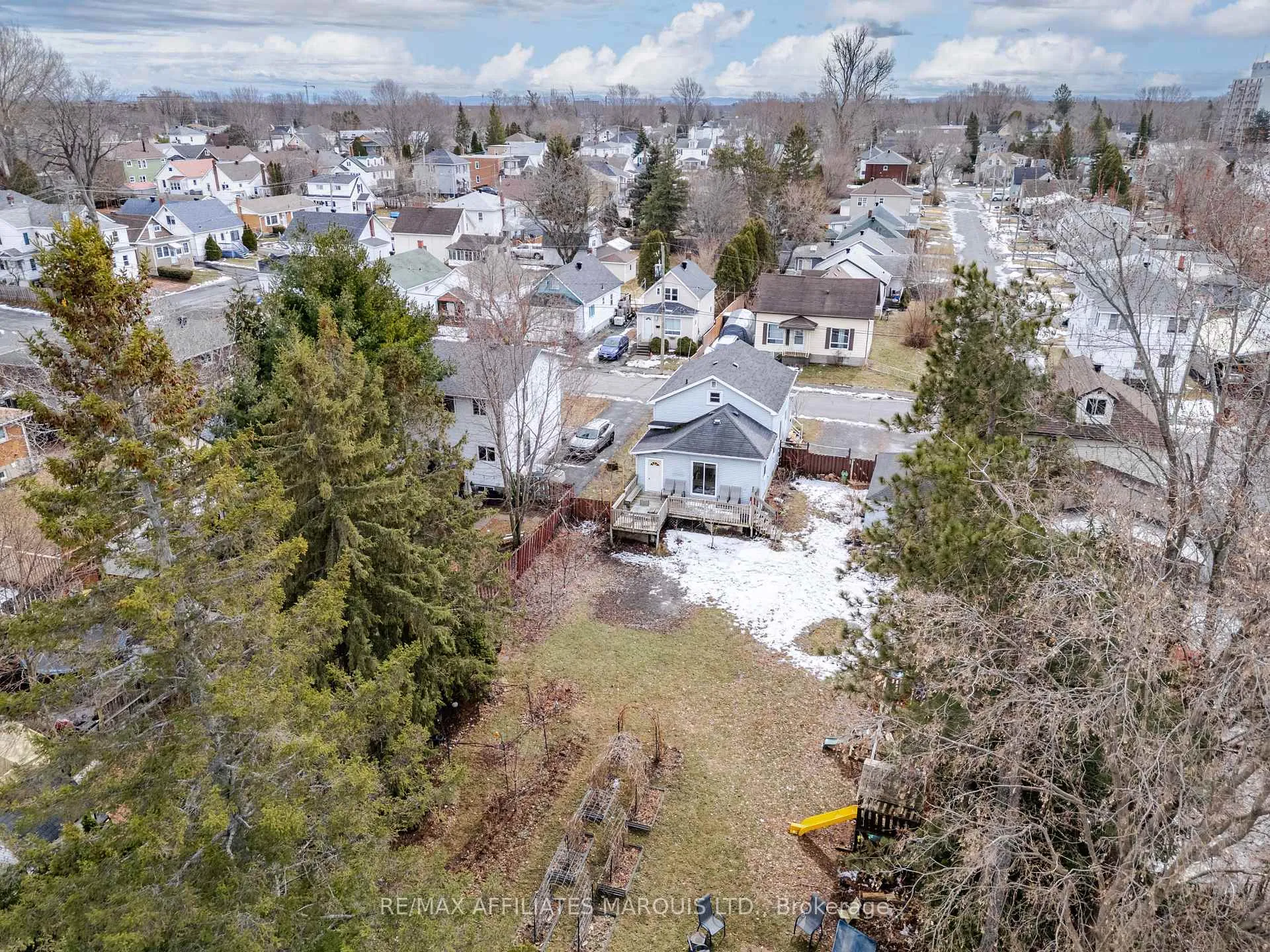Photo 25 of 323 8th Street E, Cornwall — HOMEH