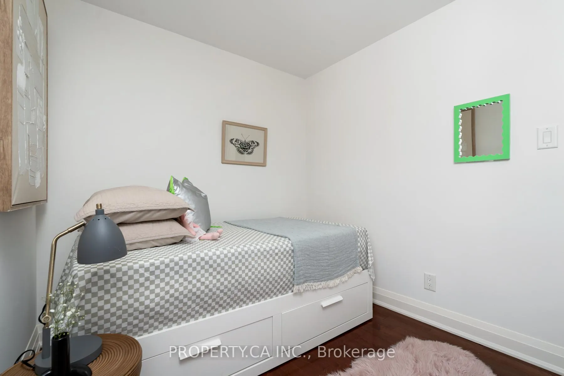 Photo 19 of 283 Lansdowne Avenue, Toronto, Little Portugal — HOMEH