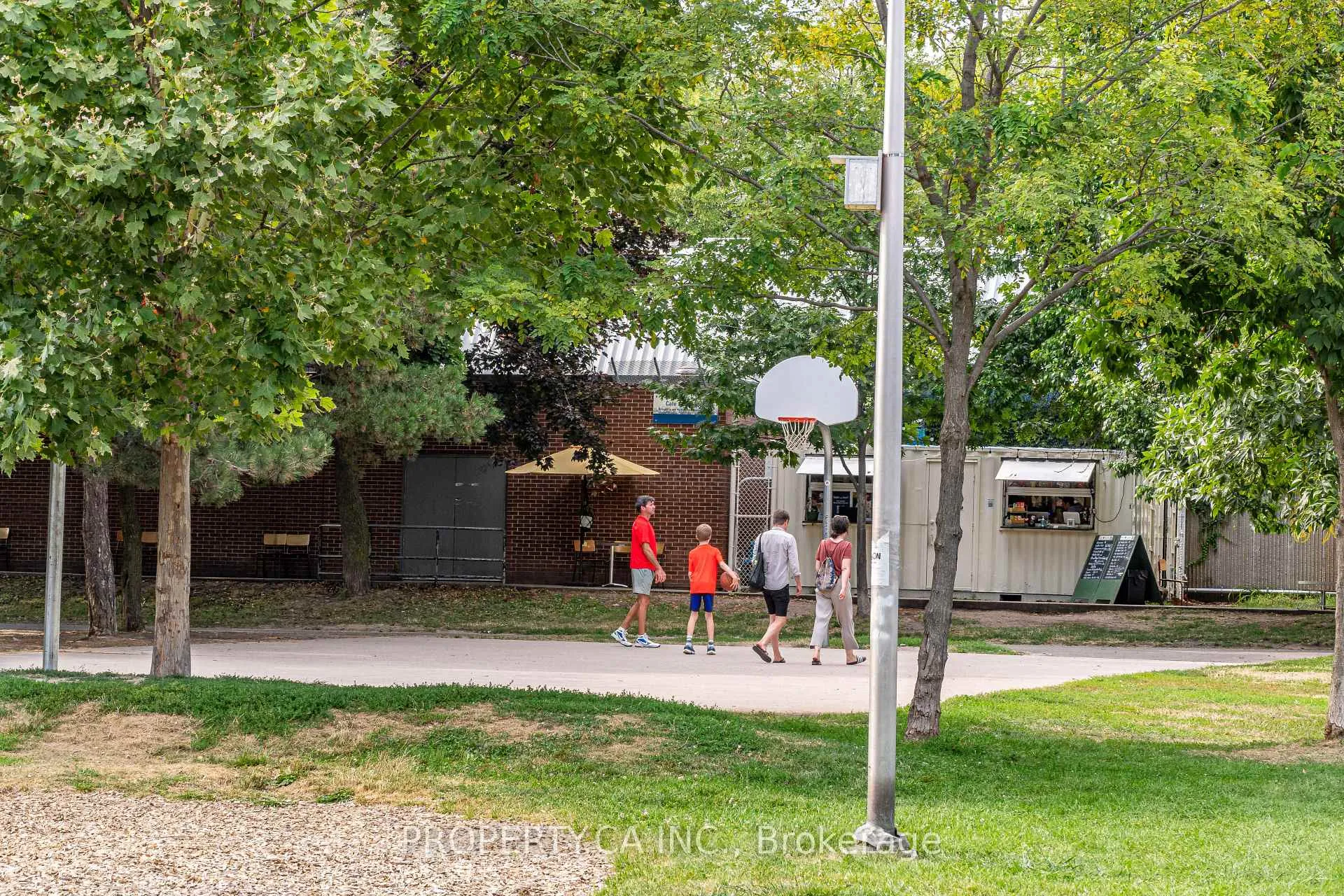 Photo 44 of 283 Lansdowne Avenue, Toronto, Little Portugal — HOMEH