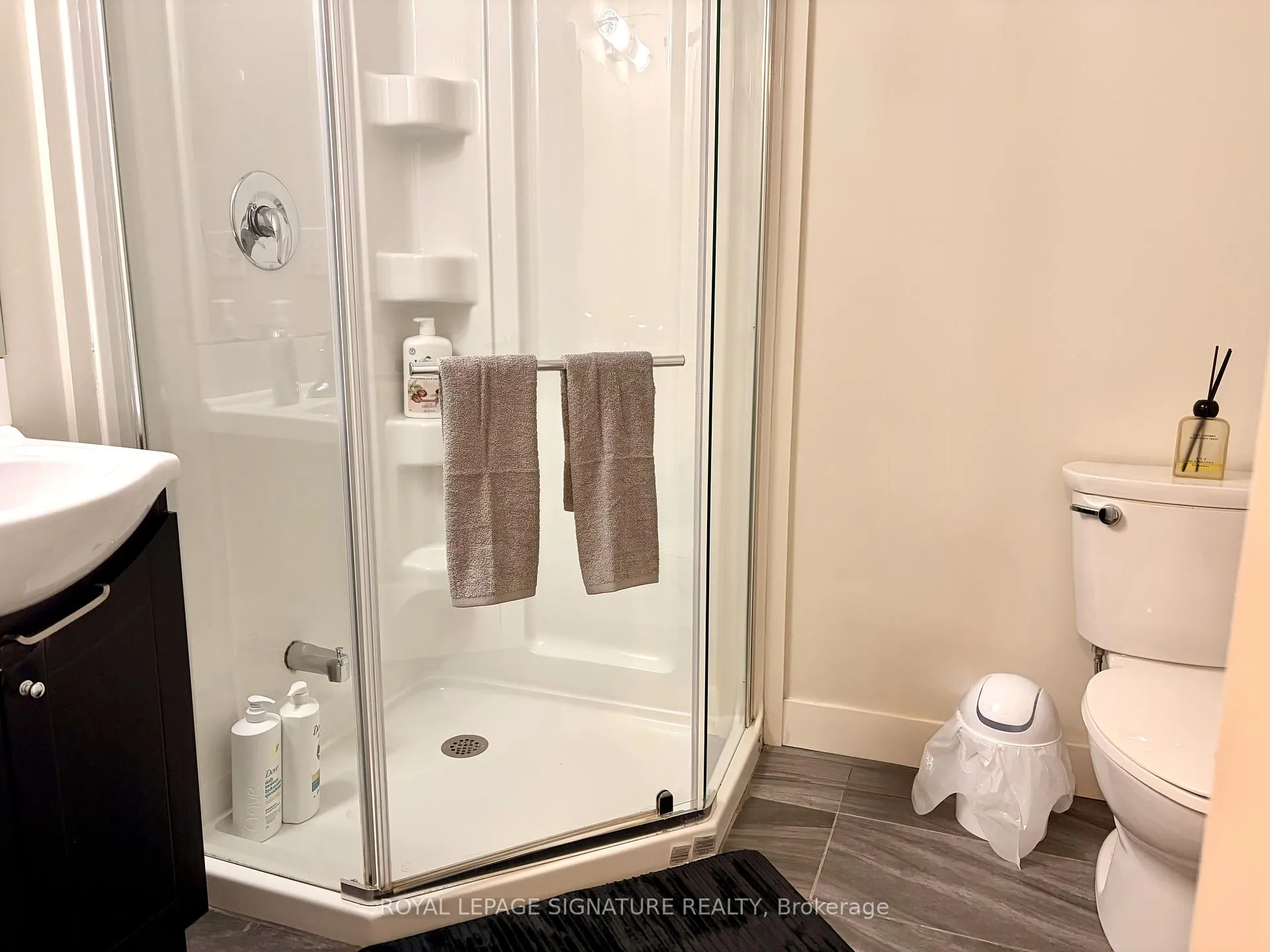 Photo 8 of Unit 201, 335 College Street, Toronto, Kensington-Chinatown — HOMEH