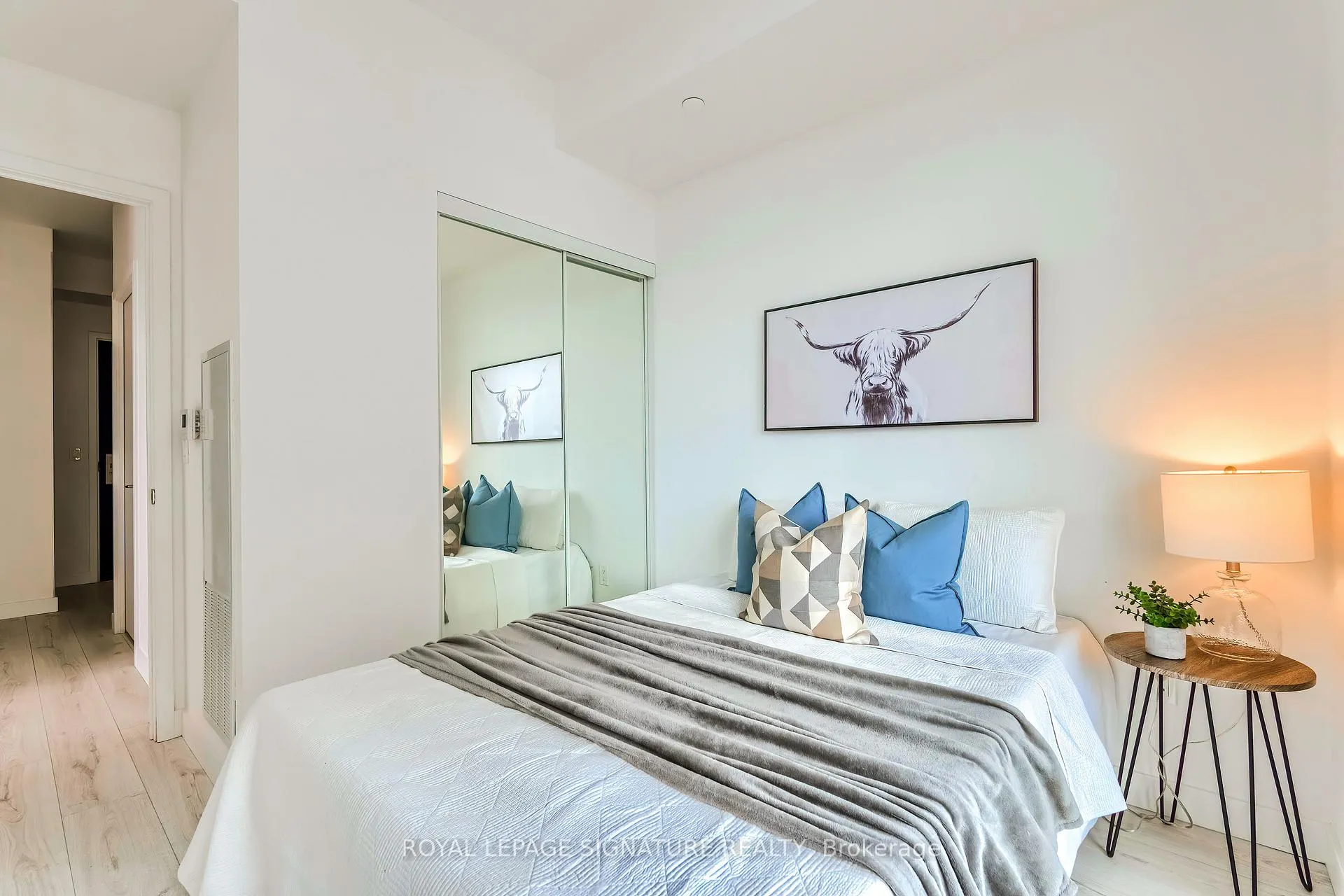 Photo 21 of Unit 2705, 8 Eglinton Avenue E, Toronto, Mount Pleasant West — HOMEH