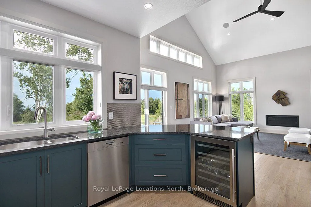 Photo 13 of 147 West Ridge Drive, Blue Mountains — HOMEH