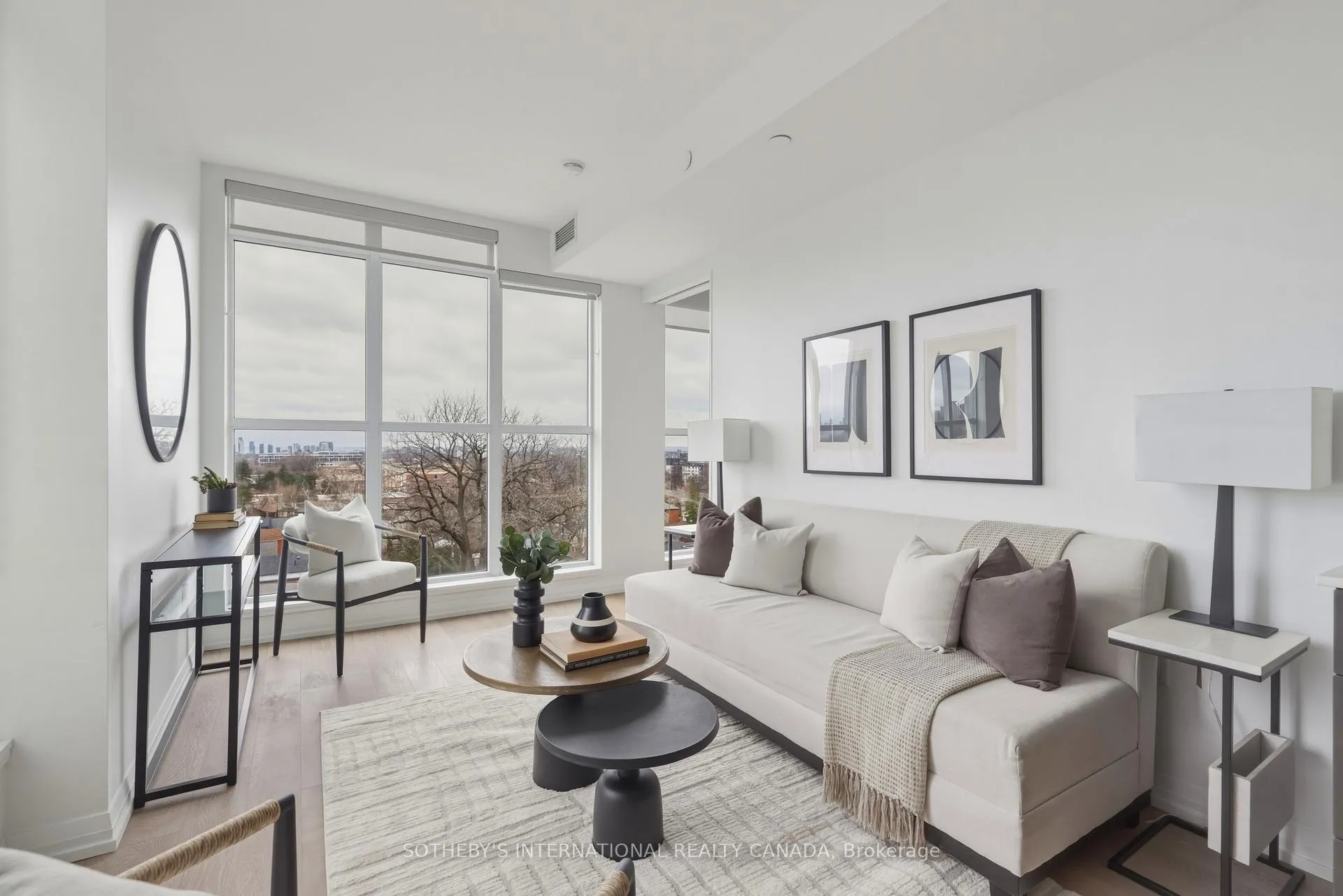 Photo 2 of Unit 707, 835 St Clair Avenue W, Toronto, Wychwood — HOMEH