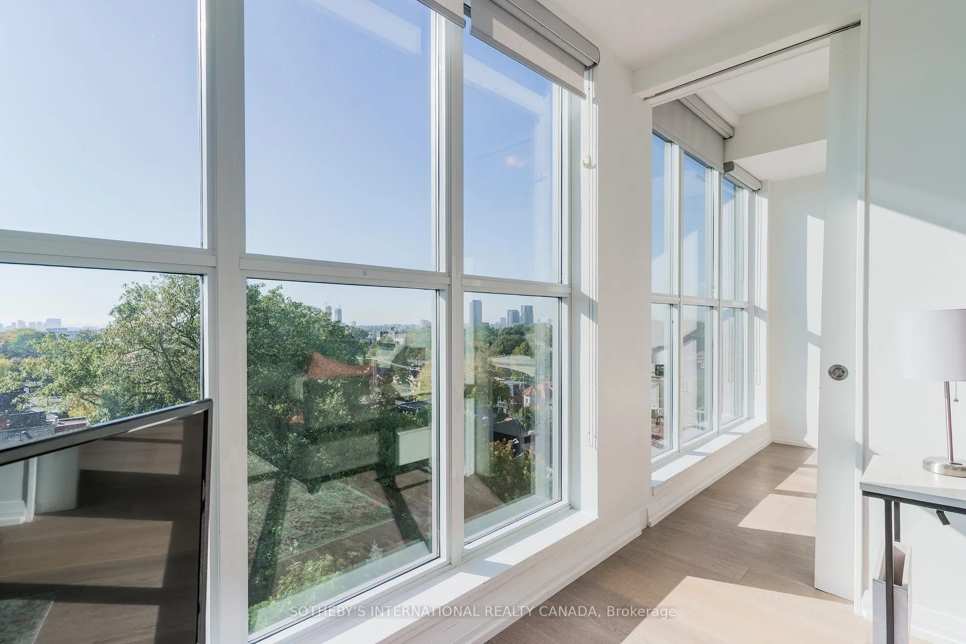 Photo 5 of Unit 707, 835 St Clair Avenue W, Toronto, Wychwood — HOMEH