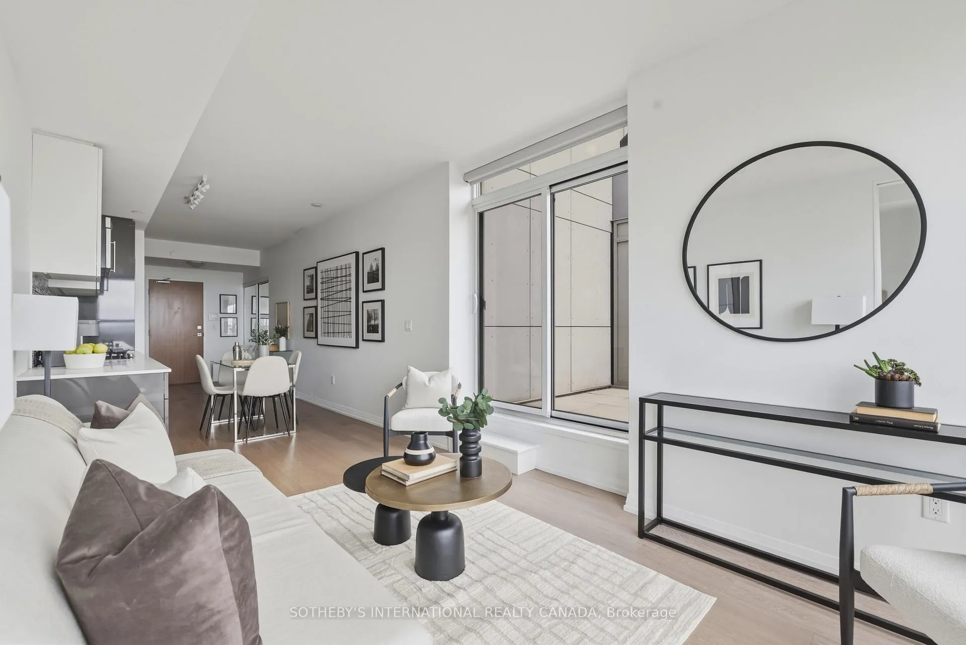 Photo 6 of Unit 707, 835 St Clair Avenue W, Toronto, Wychwood — HOMEH
