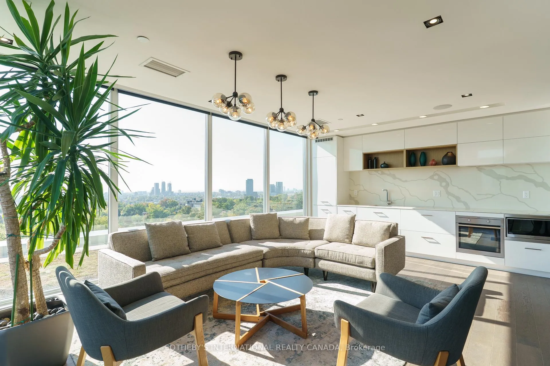 Photo 22 of Unit 707, 835 St Clair Avenue W, Toronto, Wychwood — HOMEH