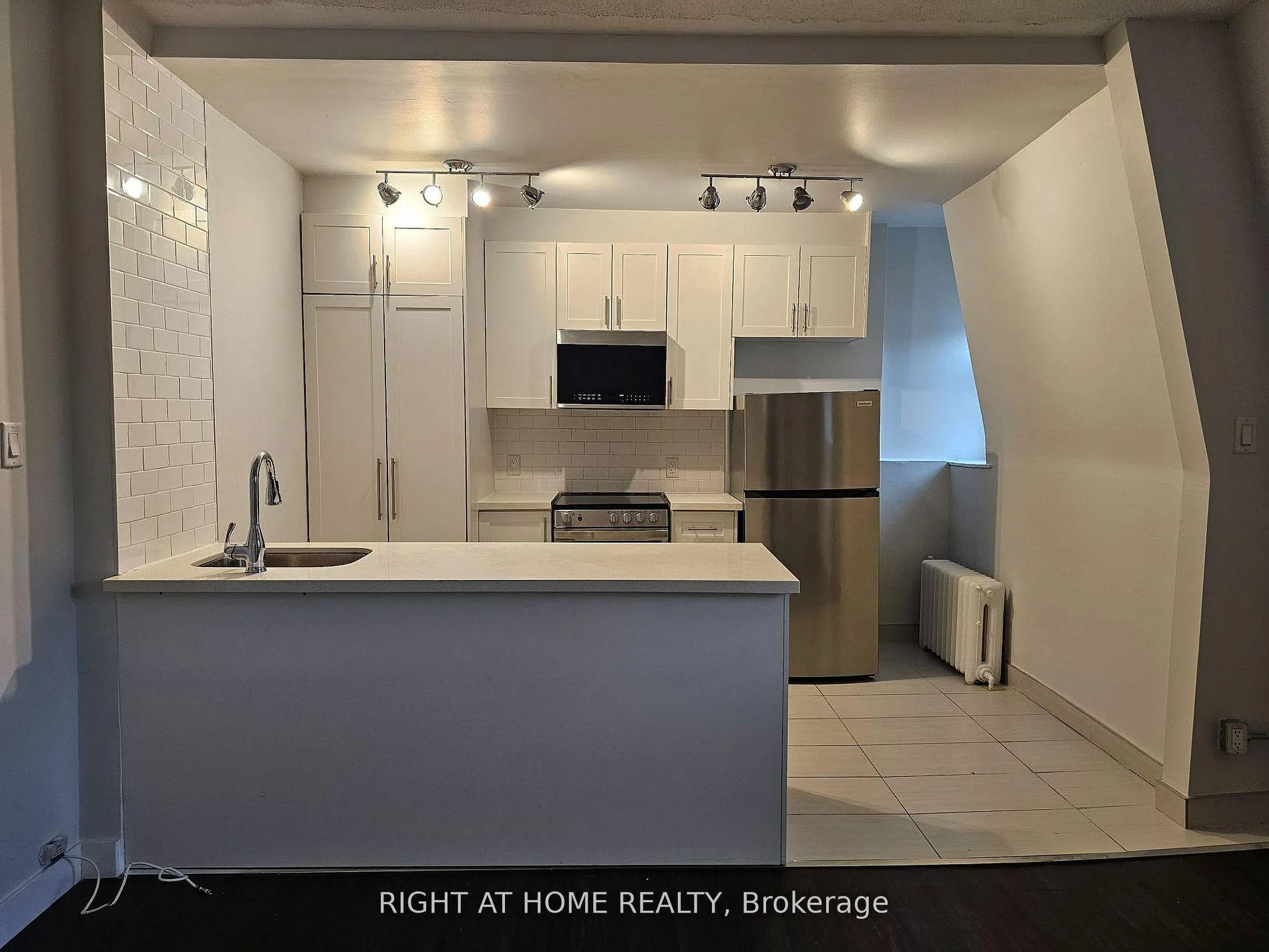 Photo 1 of Unit 203, 72 Wellesley Street E, Toronto, Church-Yonge Corridor — HOMEH