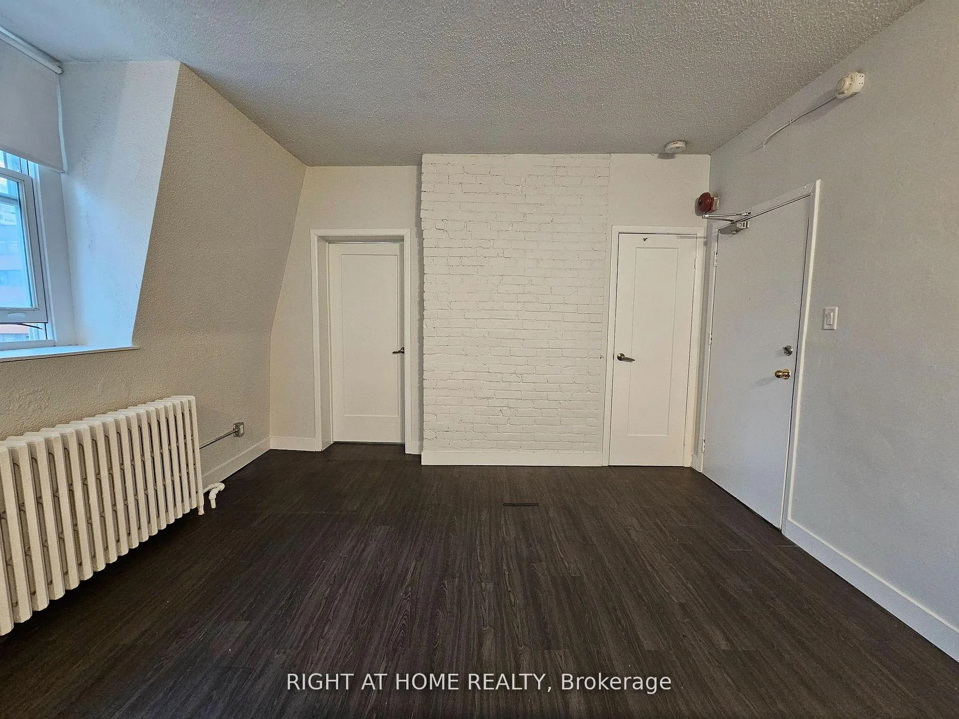Photo 13 of Unit 203, 72 Wellesley Street E, Toronto, Church-Yonge Corridor — HOMEH