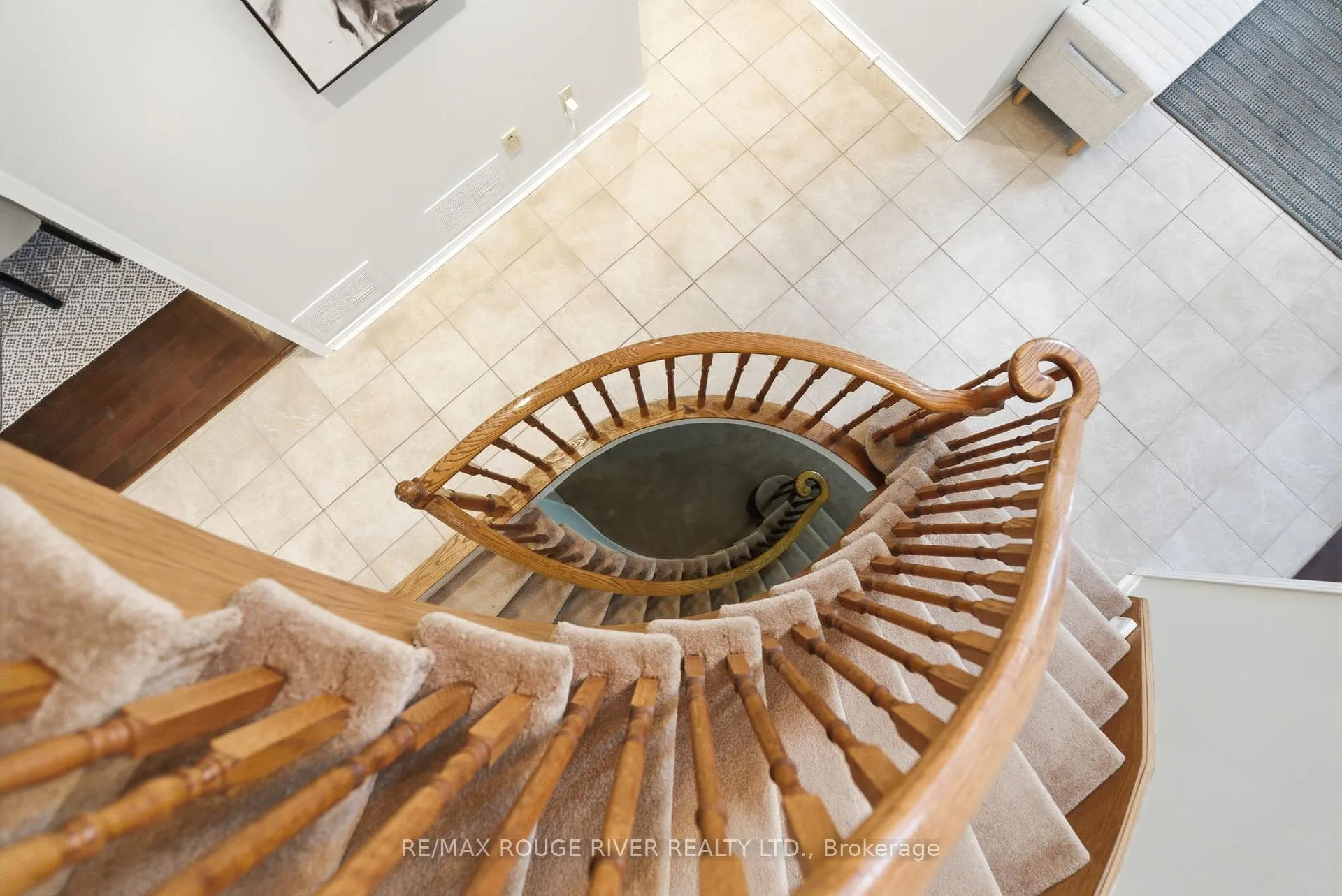 Photo 35 of 25 Glencedar Crescent, Whitby, Pringle Creek — HOMEH