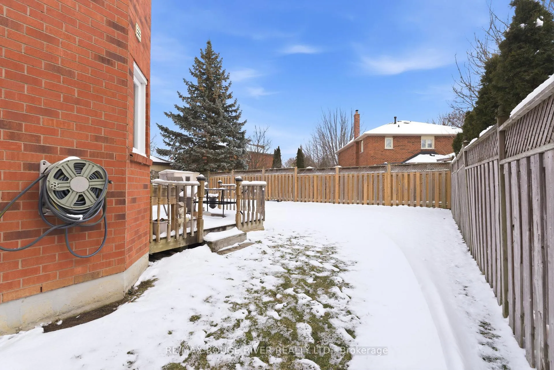 Photo 43 of 25 Glencedar Crescent, Whitby, Pringle Creek — HOMEH