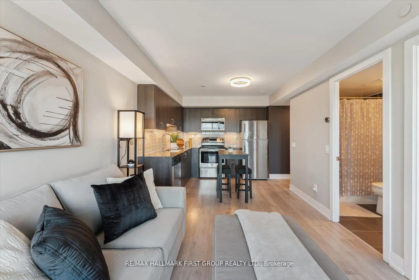 Photo 8 of Unit 1210, 1215 Bayly Street, Pickering, Bay Ridges — HOMEH
