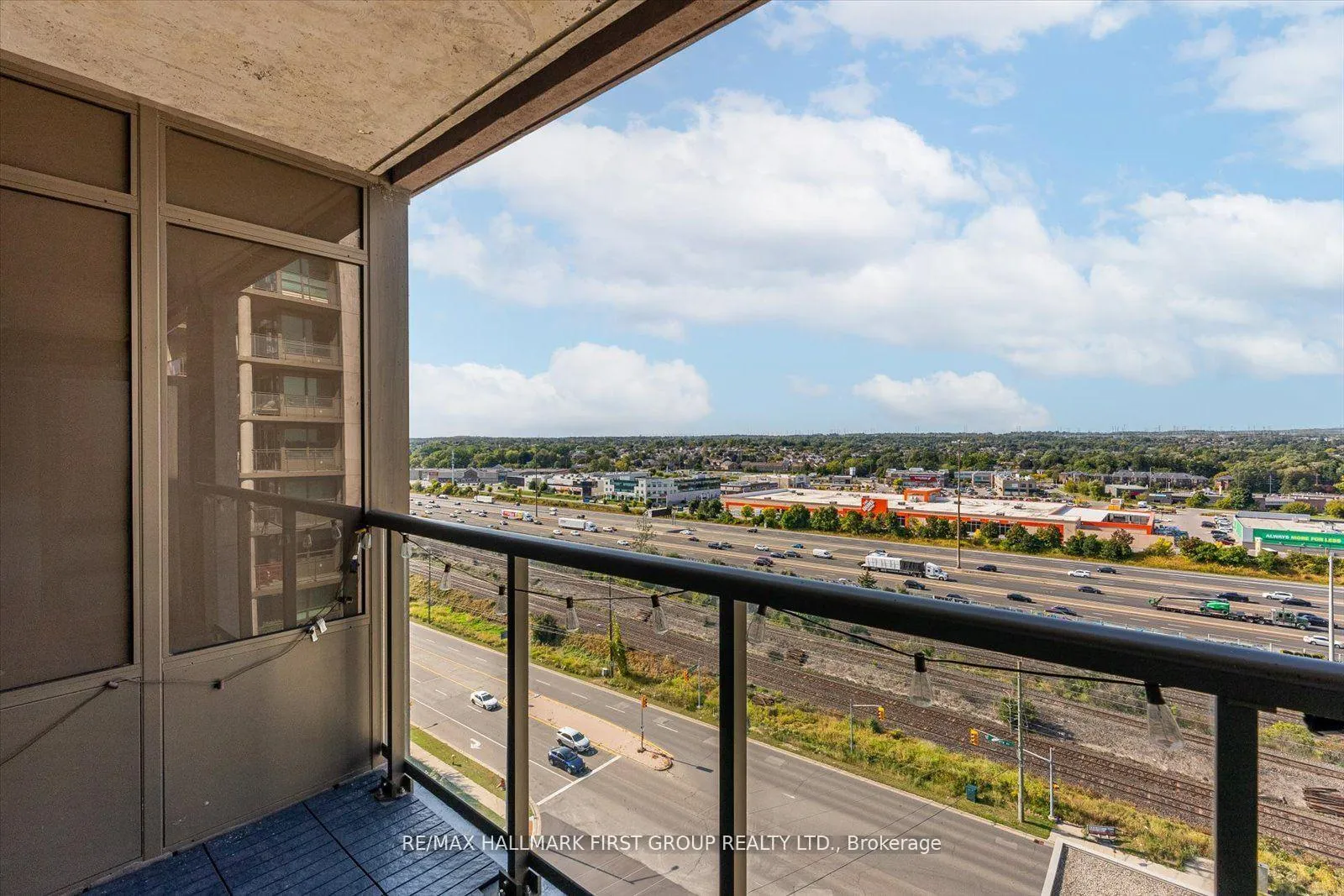 Photo 15 of Unit 1210, 1215 Bayly Street, Pickering, Bay Ridges — HOMEH
