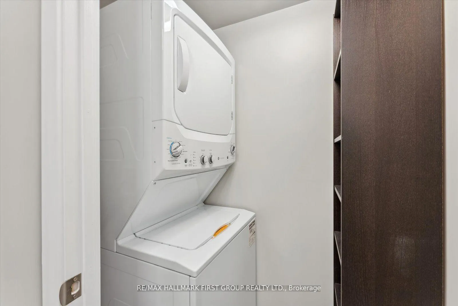 Photo 21 of Unit 1210, 1215 Bayly Street, Pickering, Bay Ridges — HOMEH
