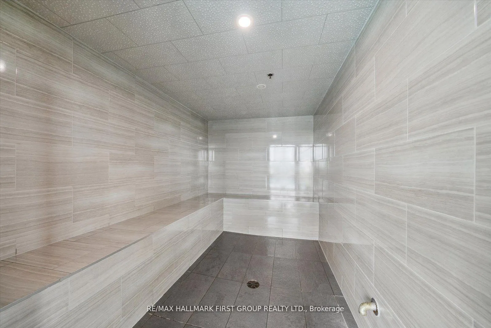 Photo 29 of Unit 1210, 1215 Bayly Street, Pickering, Bay Ridges — HOMEH