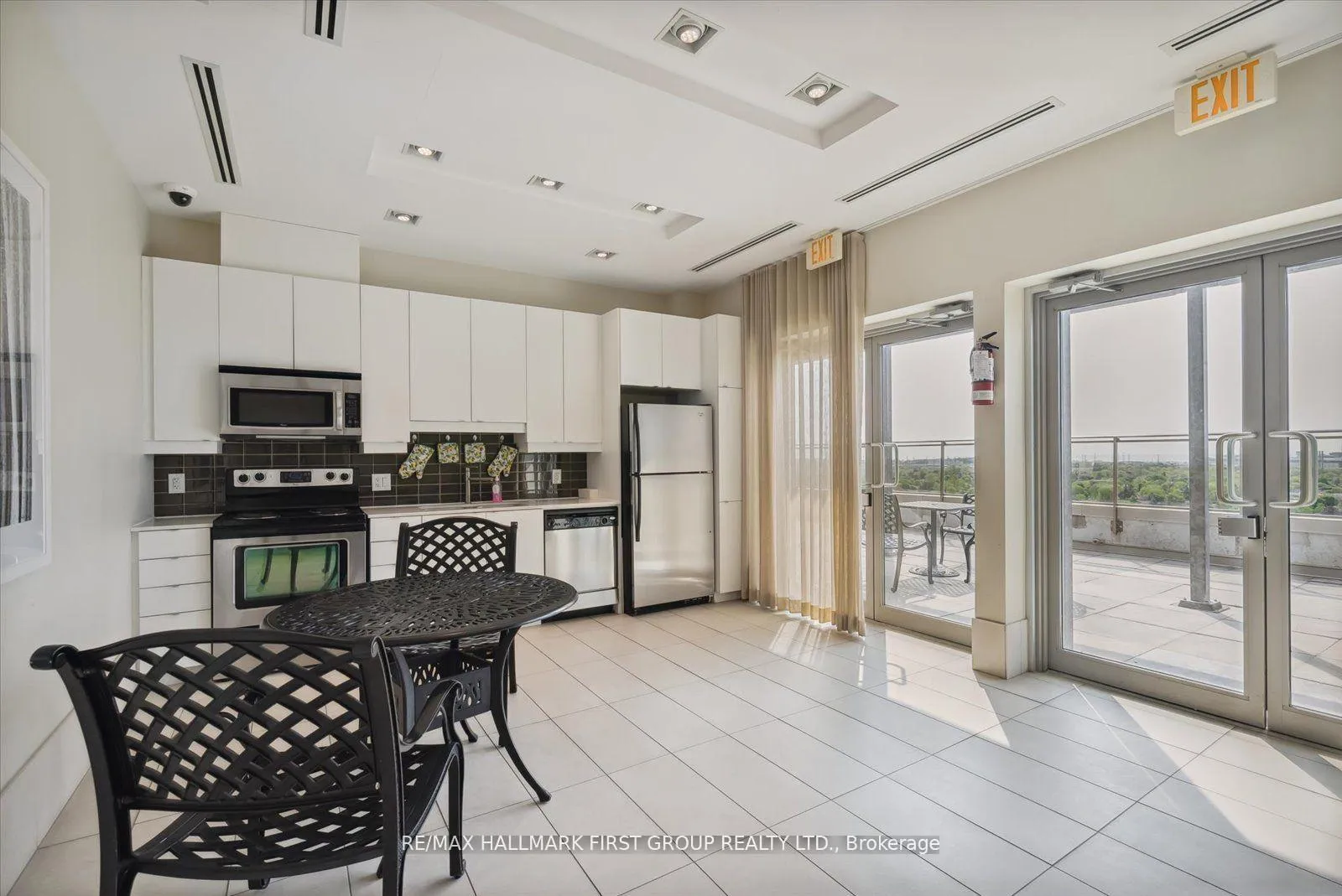 Photo 35 of Unit 1210, 1215 Bayly Street, Pickering, Bay Ridges — HOMEH