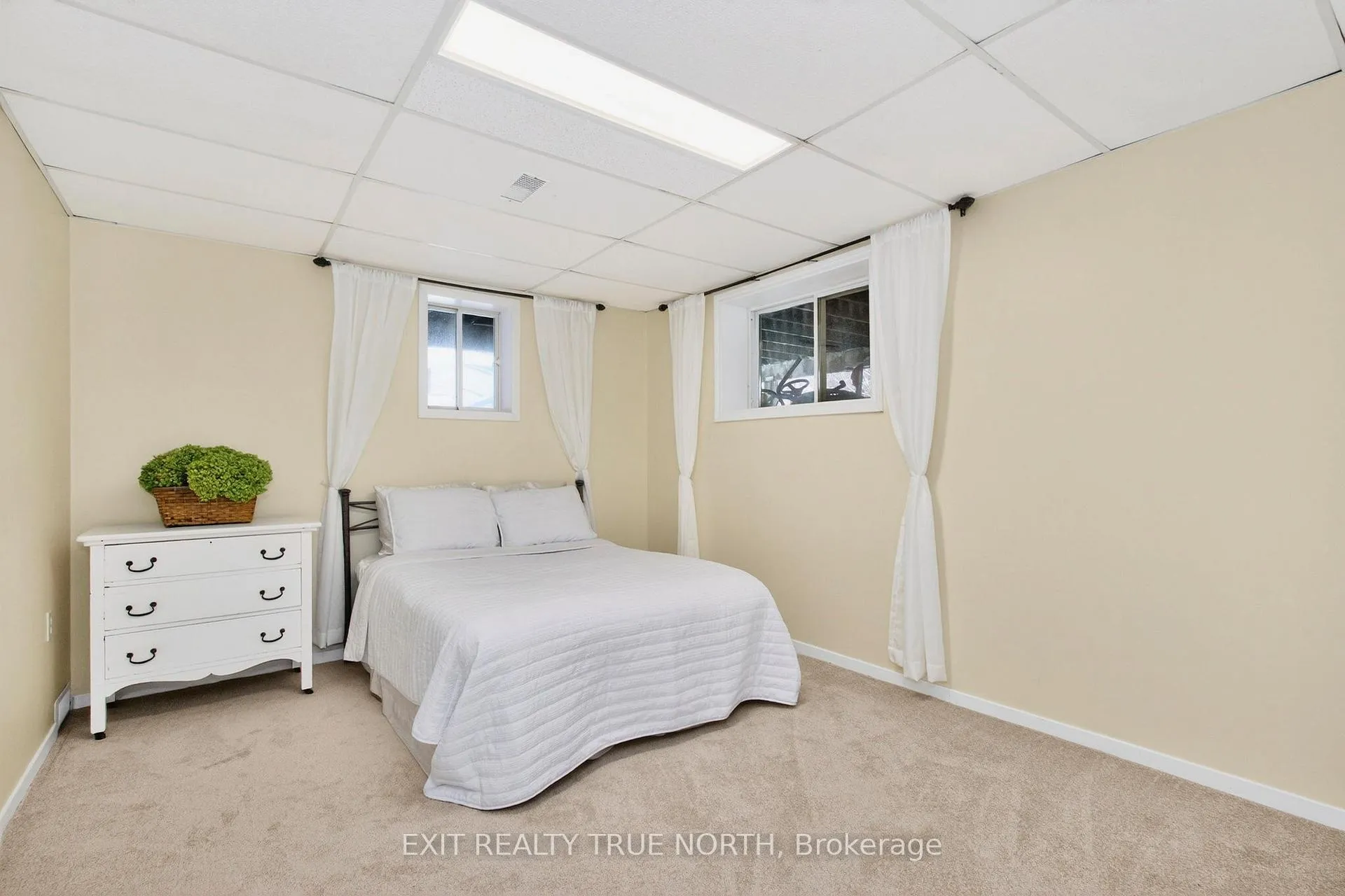 Photo 17 of 8 Robin Court, Tiny, Rural Tiny — HOMEH